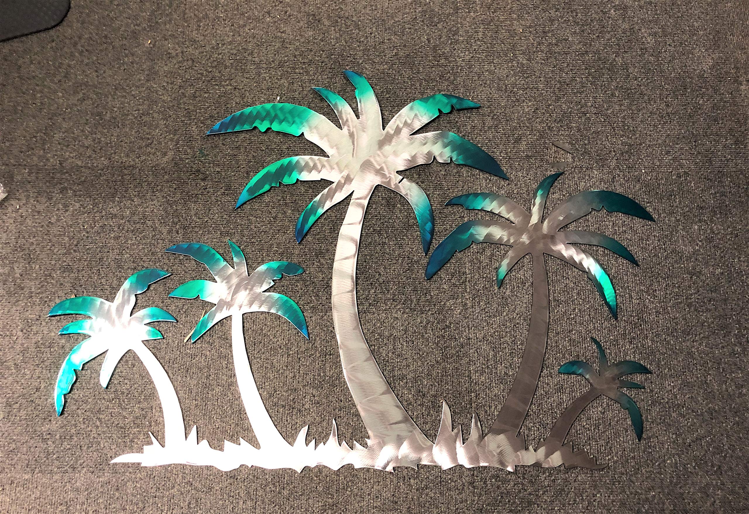 Tropical Palm Tree Metal Wall Art Decor - Coastal Beach Theme for Living Room, Bedroom, or Office