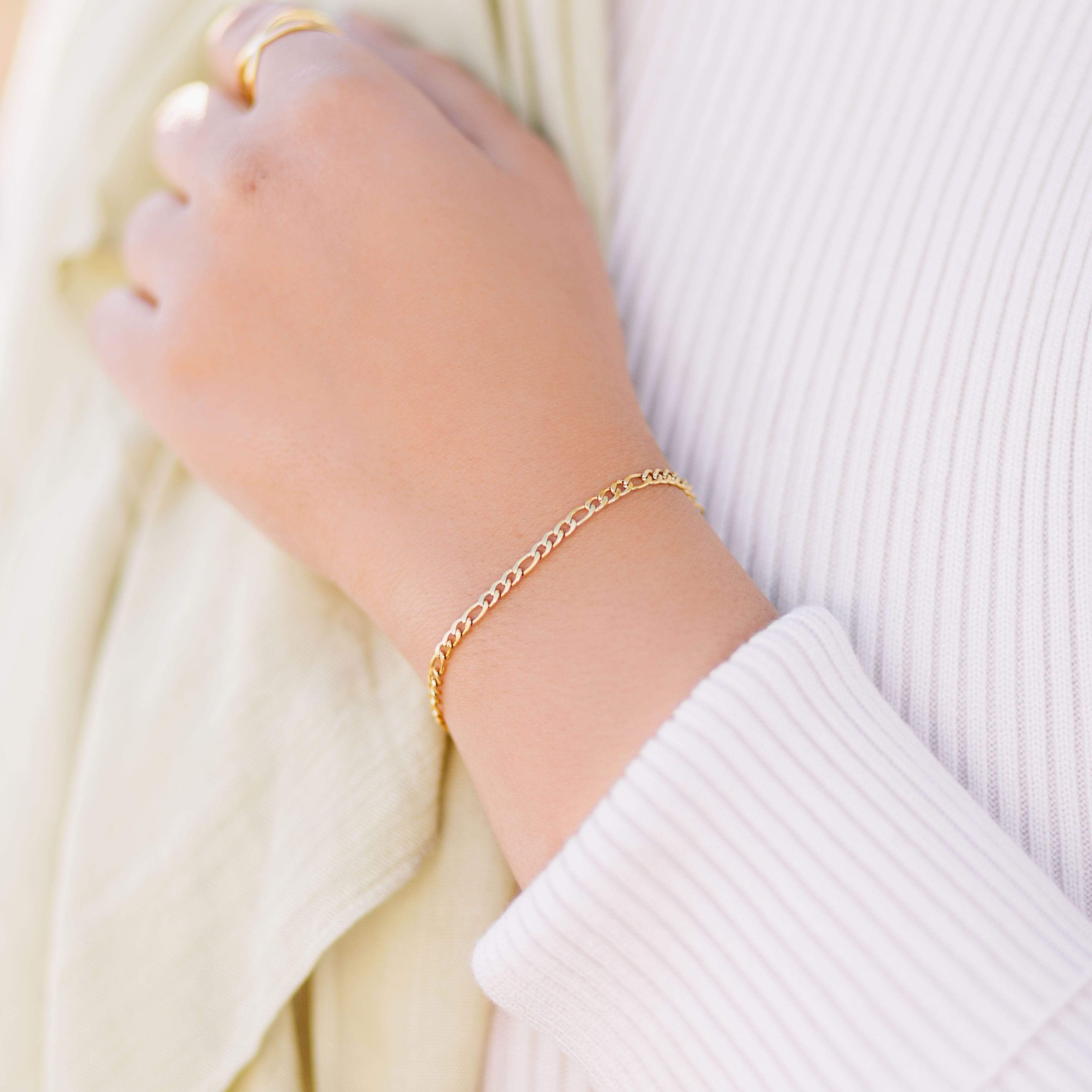 Elegant Figaro Chain Bracelet for Women - Gold & Silver Plated Italian Link Jewelry - Perfect for Gifts, Parties & Everyday Wear