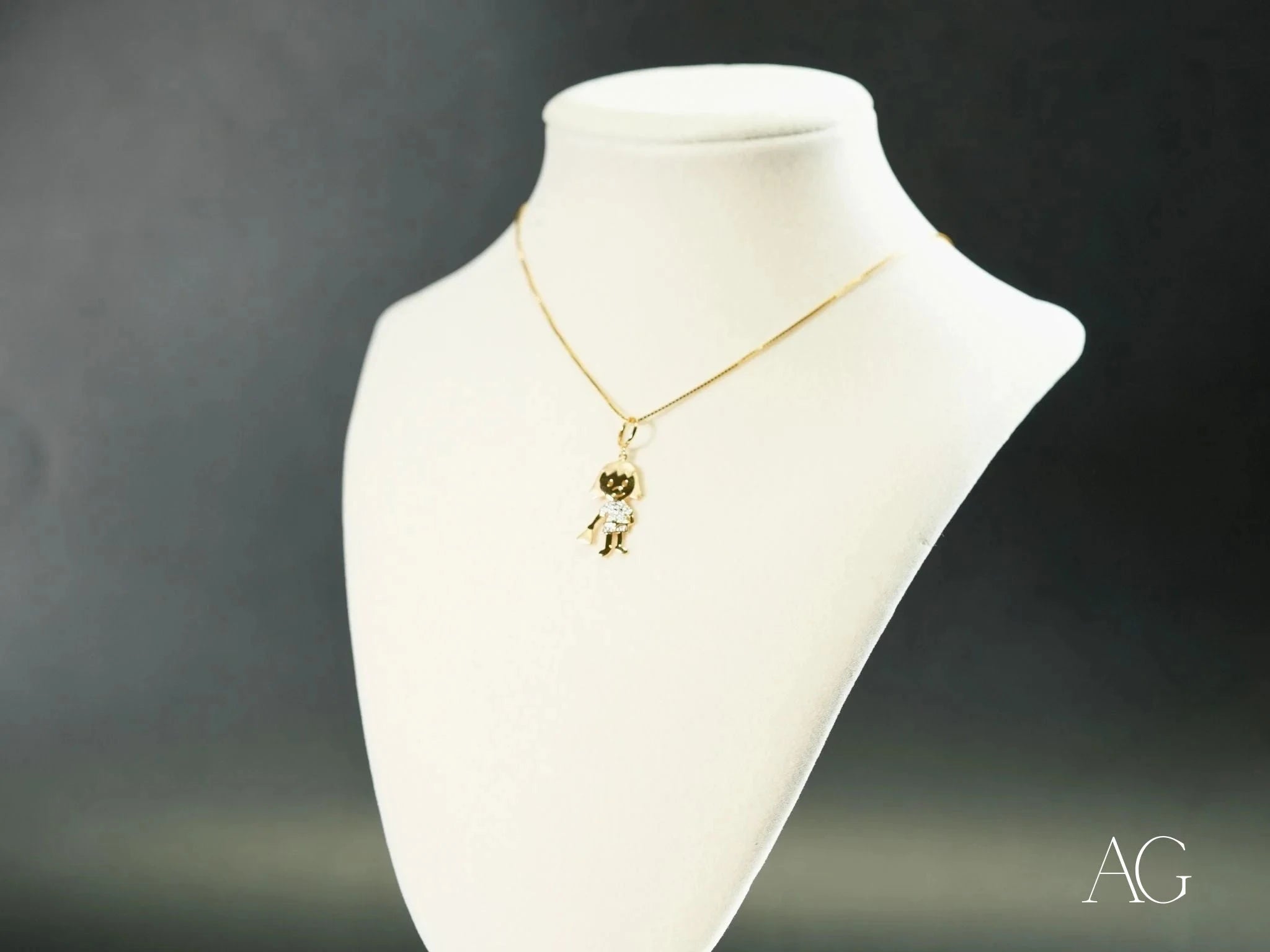 18k Gold Doll Pendant Necklace - Elegant Golden Doll Charm for Women - Perfect Gift for Birthday, Anniversary & Valentine's Day - Ideal for Parties, Date Nights & Special Occasions