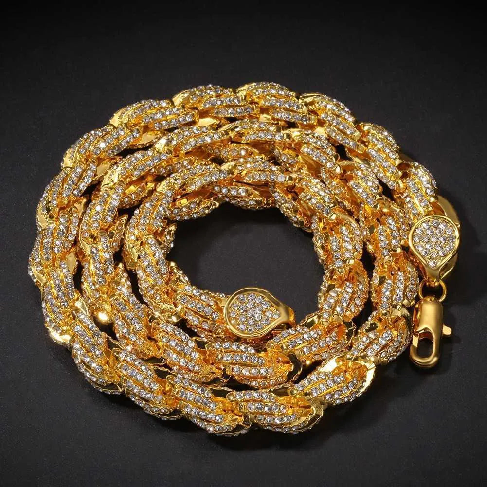 24K Gold Plated VVS Moissanite Iced Out Cuban Link Chain Necklace for Men - Luxury Hip Hop Jewelry Gift for Birthday, Anniversary & Special Occasions
