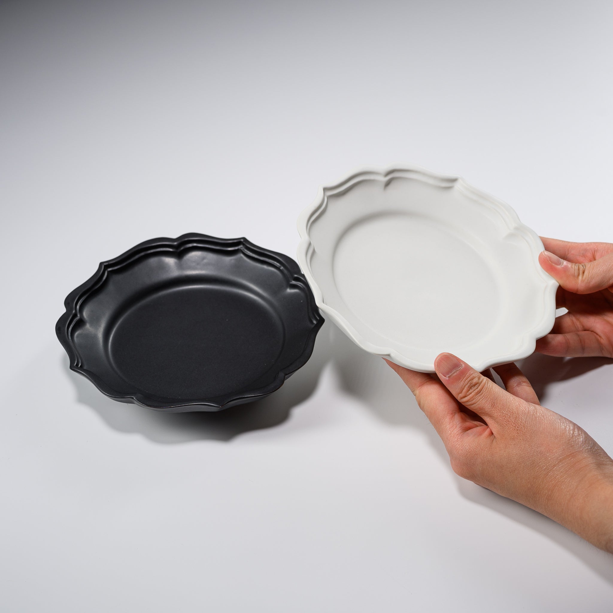 USUKIYAKI Handmade Ceramic Dessert Plate - Ryoka Japanese Pottery for Cakes, Sweets & Tea Time | Perfect for Afternoon Tea, Dessert Presentation & Home Decor