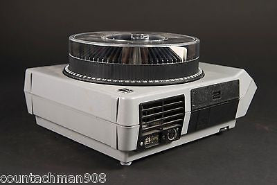 Kodak Ektagraphic III A Slide Projector with Tray & Ektanar Zoom Lens - Vintage 35mm Slide Viewer for Home Theater, Classroom Presentations & Photo Archiving