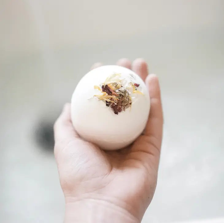 Relaxing Lavender Scented Bath Bombs for Stress Relief & Self Care - Perfect for Spa Nights, Gift Giving & Aromatherapy