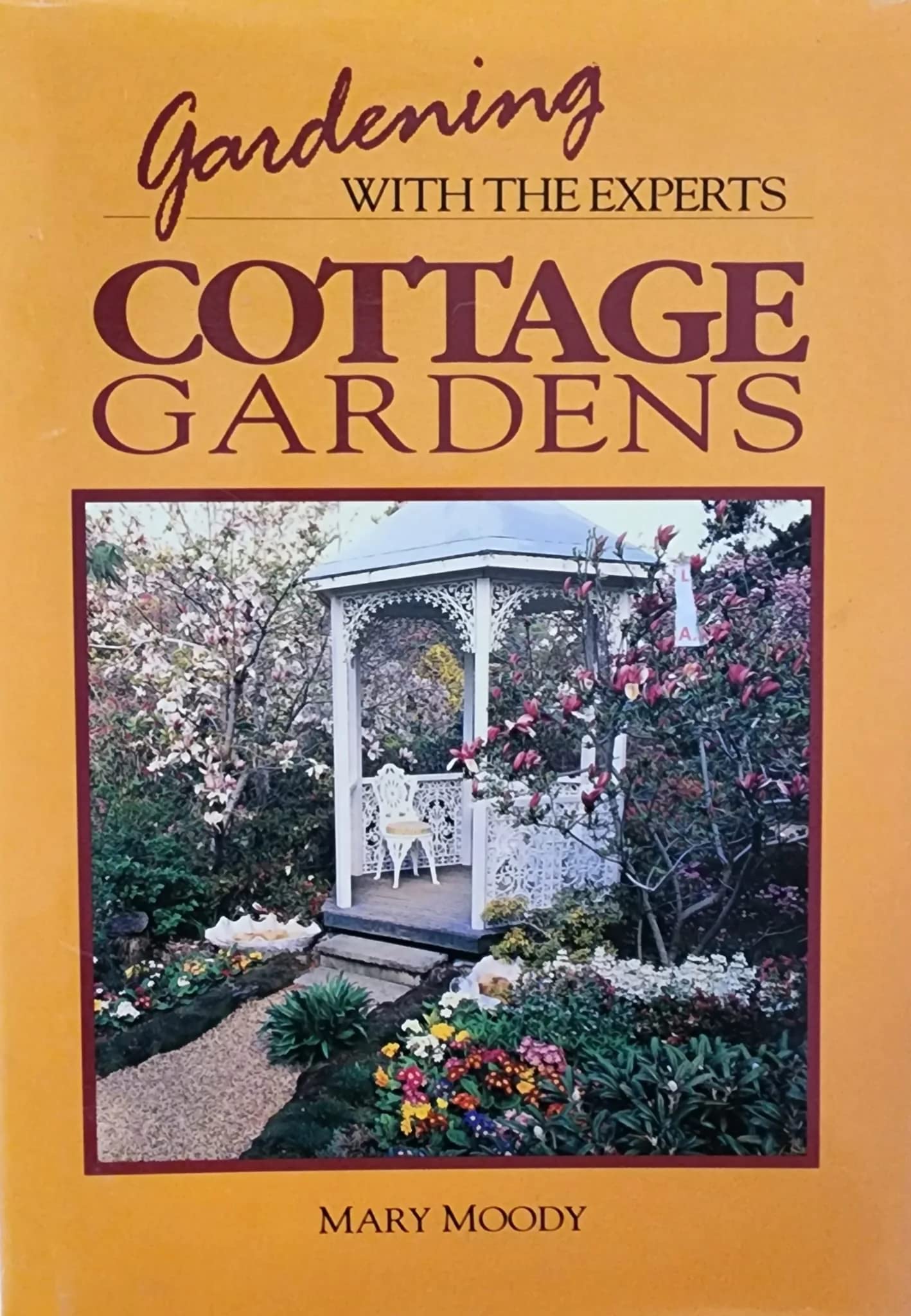 Expert Gardening Guide: How to Create Beautiful Cottage Gardens - Perfect for Backyard Landscaping & Outdoor Decor