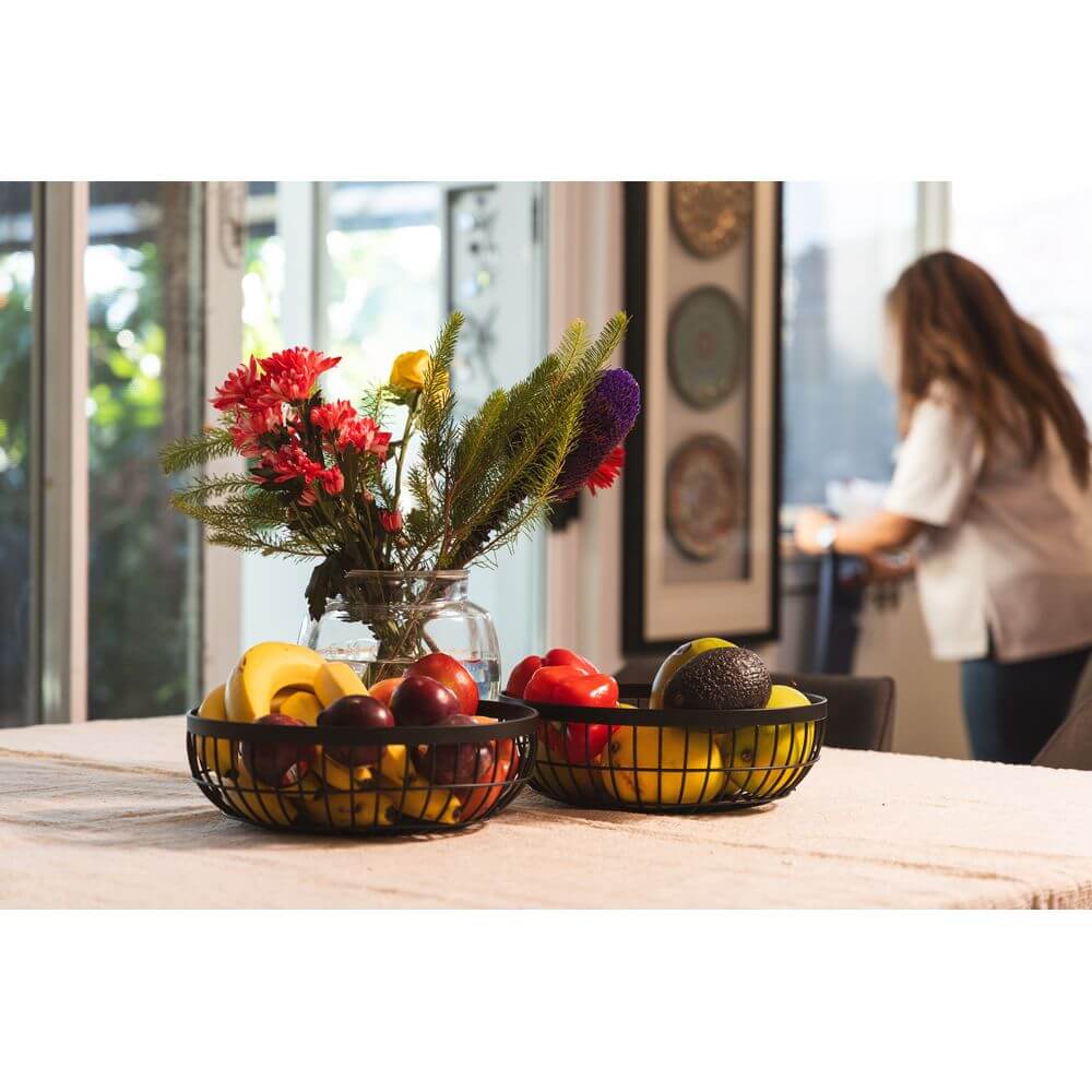 Round Fruit Basket Bowl - Matte Black Wire Fruit Holder for Kitchen Counter, Dining Table & Farmhouse Decor - Perfect for Apples, Oranges & Display