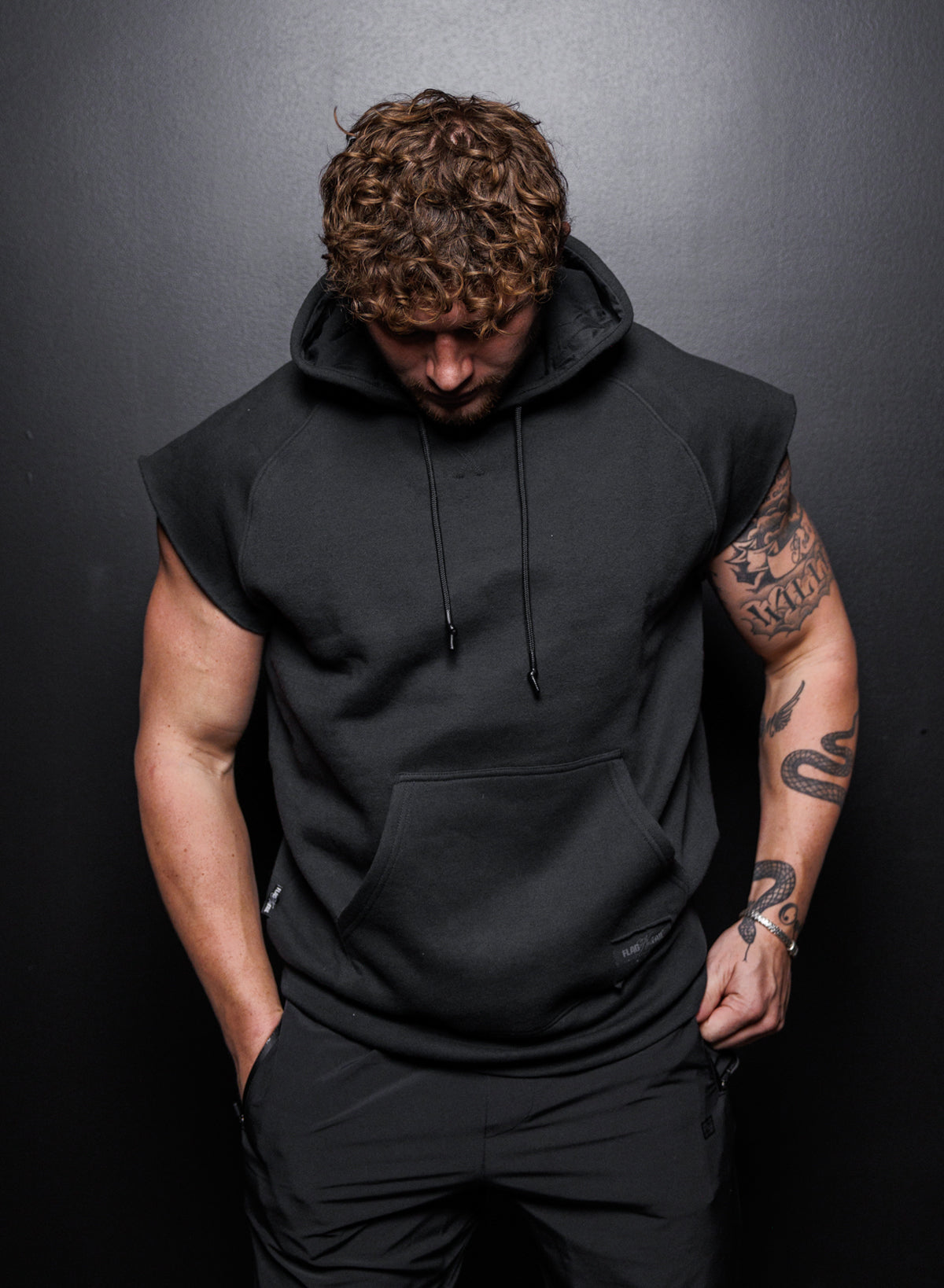 Essential Sleeveless Sweatshirt for Women & Men - Soft & Breathable Workout Top - Black - Perfect for Gym, Running & Casual Wear