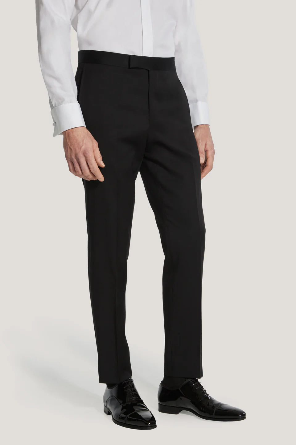 BRUNOTELLI Black Notch Lapel Tuxedo Suit for Men - Elegant Formal Wear for Weddings, Prom & Special Occasions