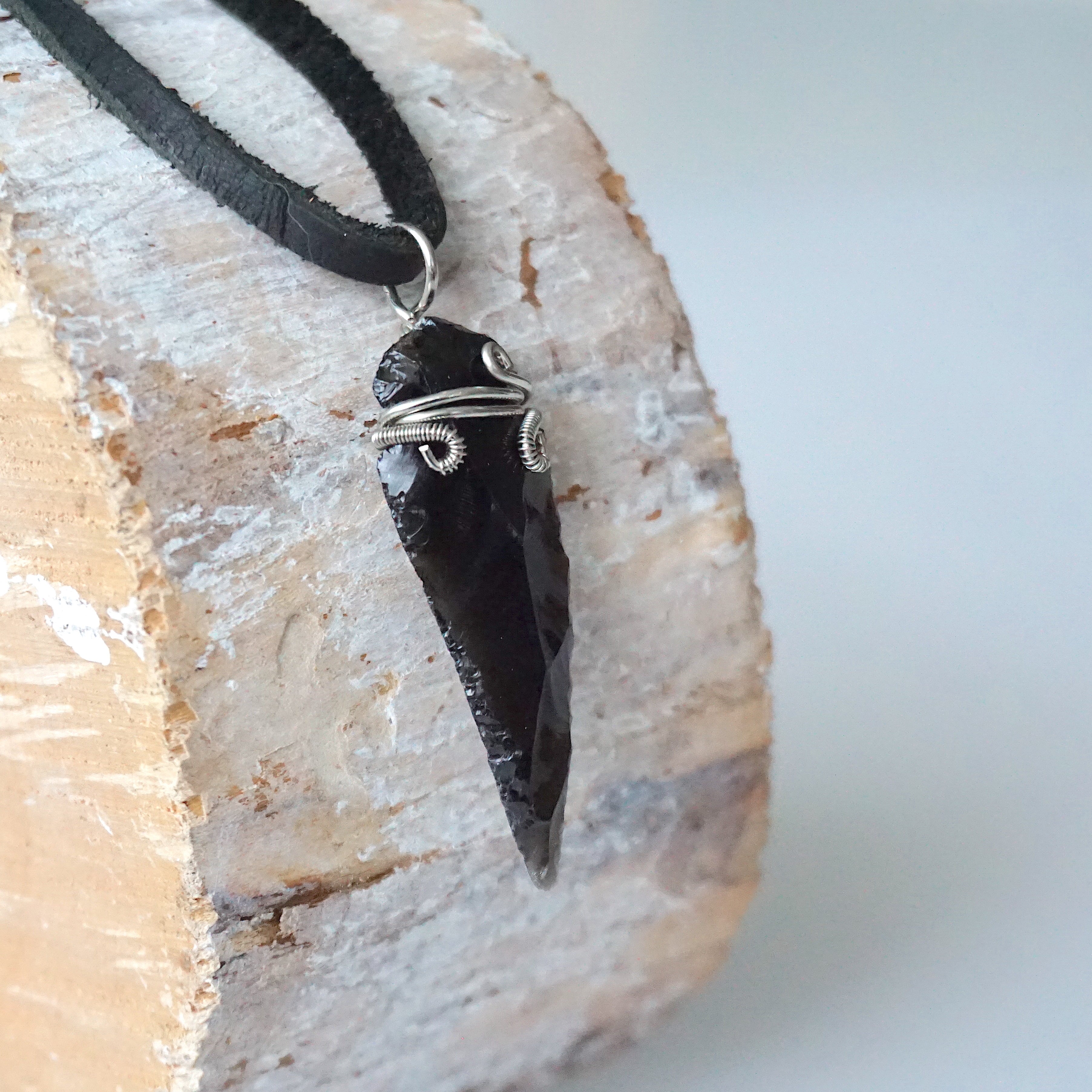 Obsidian Arrowhead Pendant Necklace - Dark Silver Gothic Jewelry for Men & Women | Perfect for Spiritual Protection, Meditation & Boho Fashion