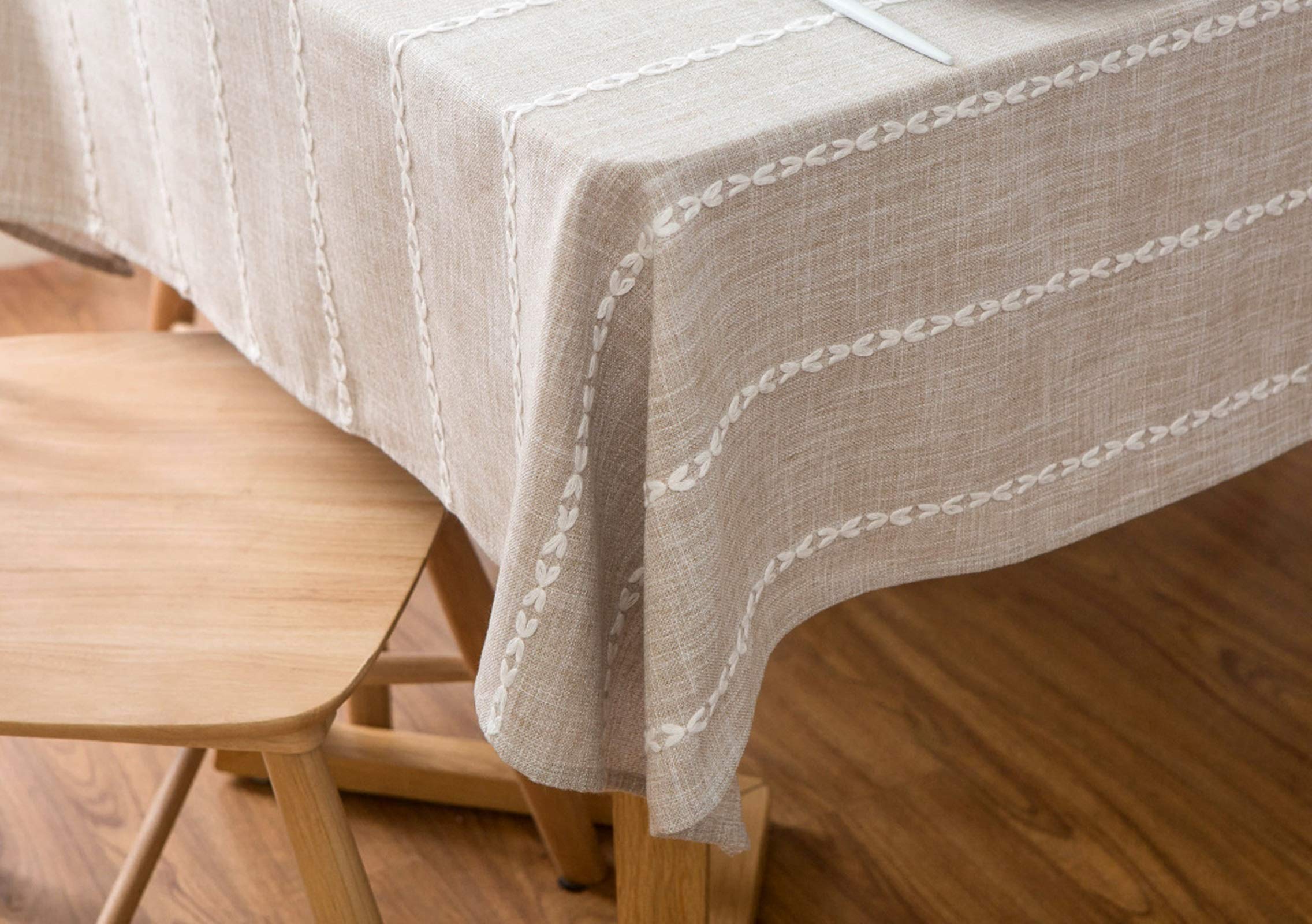 Daesar Holiday Tablecloth 24x24 Inch Rectangular Polyester Table Cover with Stripe Design - Perfect for Dining Tables, Coffee Tables, and Holiday Decorations