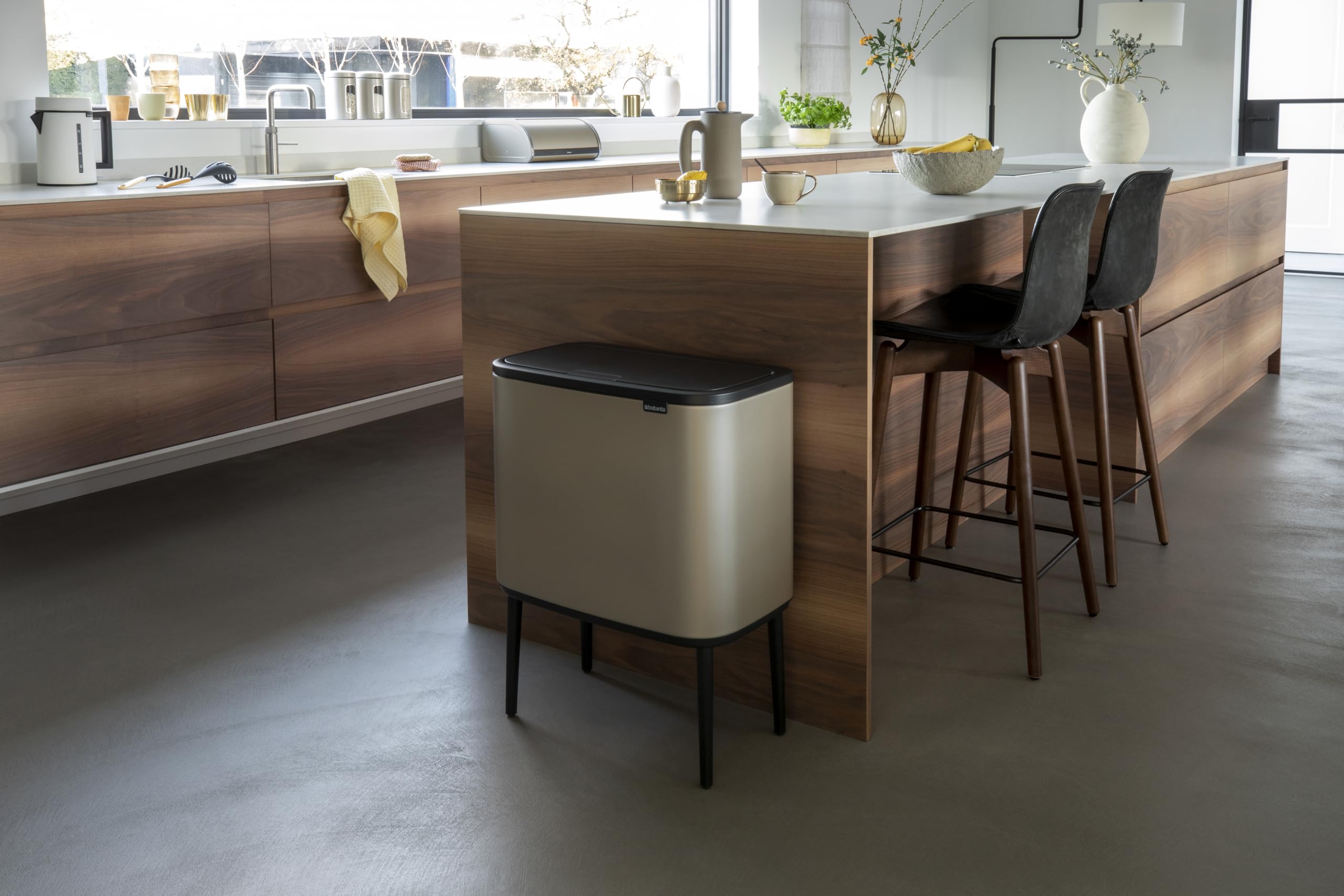Brabantia Bo 9.5 Gallon Trash Can with Removable Inner Bucket - Metallic Gold Waste & Recycling Bin, Includes Free Bags - Perfect for Kitchen, Office & Bathroom Organization