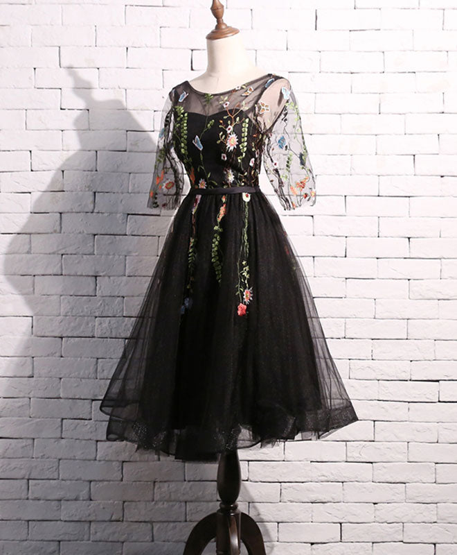 Elegant Black Tulle Short Prom Dress for Homecoming - Perfect for School Dances, Parties & Special Occasions