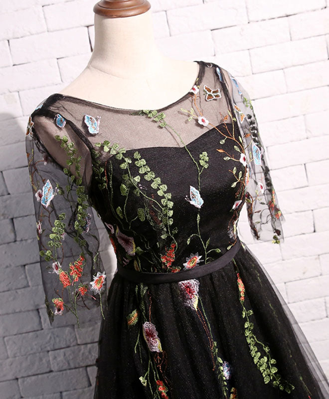 Elegant Black Tulle Short Prom Dress for Homecoming - Perfect for School Dances, Parties & Special Occasions