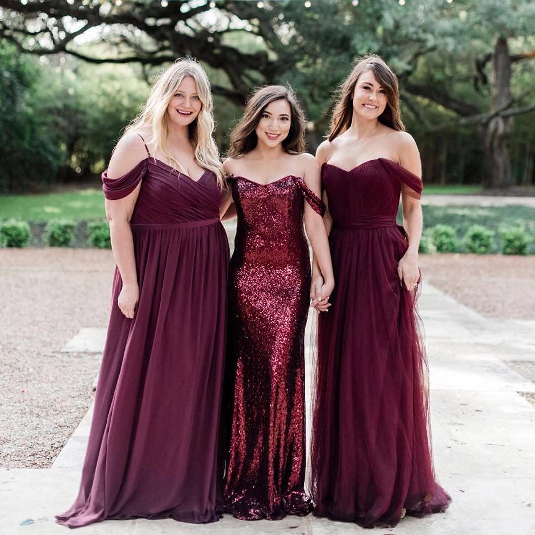 Elegant Burgundy Bridesmaid Dresses Long Off Shoulder Chiffon Formal Gown for Wedding, Prom & Special Occasions - Size 2 | Perfect for Bridal Party, Evening Events & Formal Celebrations