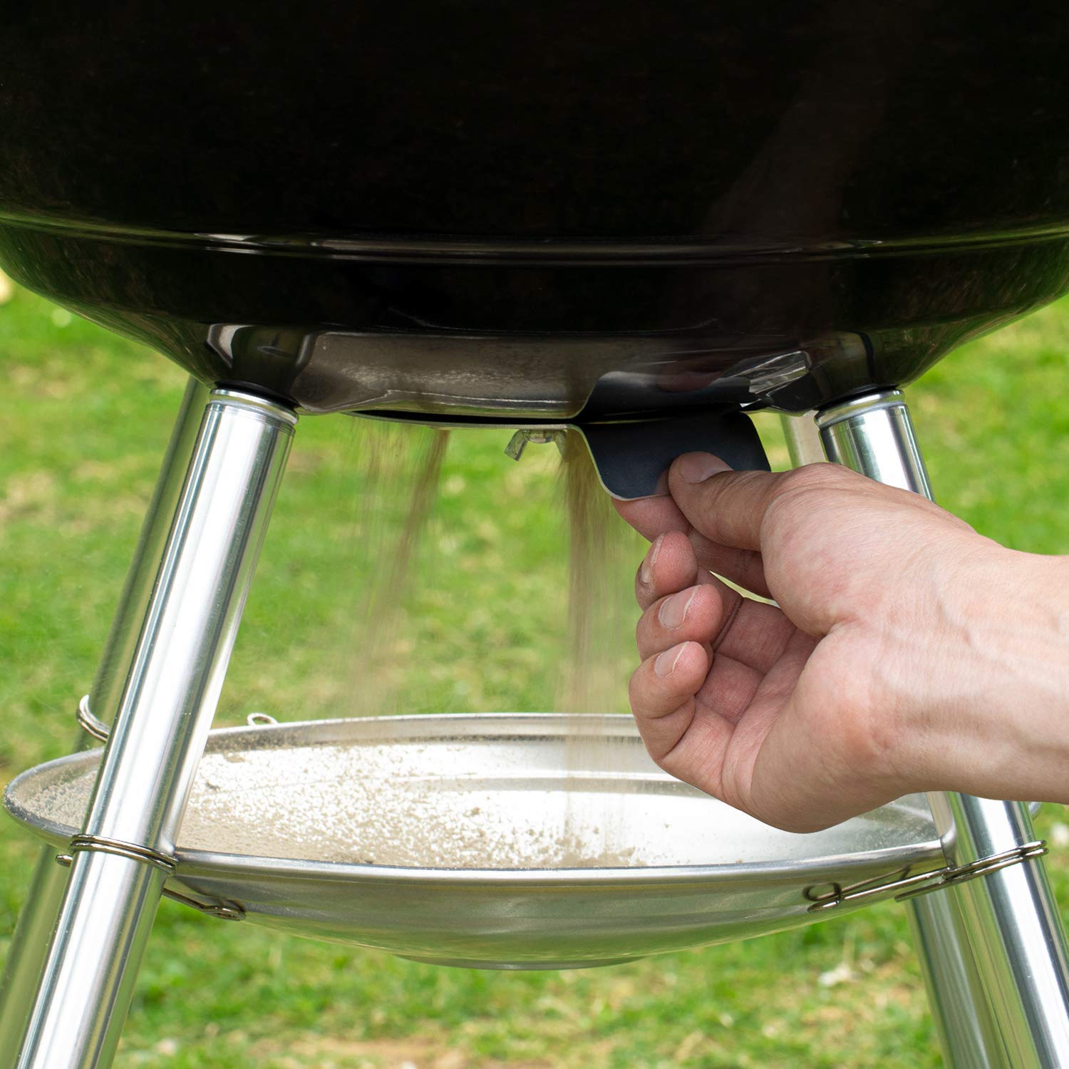 18 Inch Charcoal Grill with Heavy Duty BBQ Charcoal Chimney Starter (11
