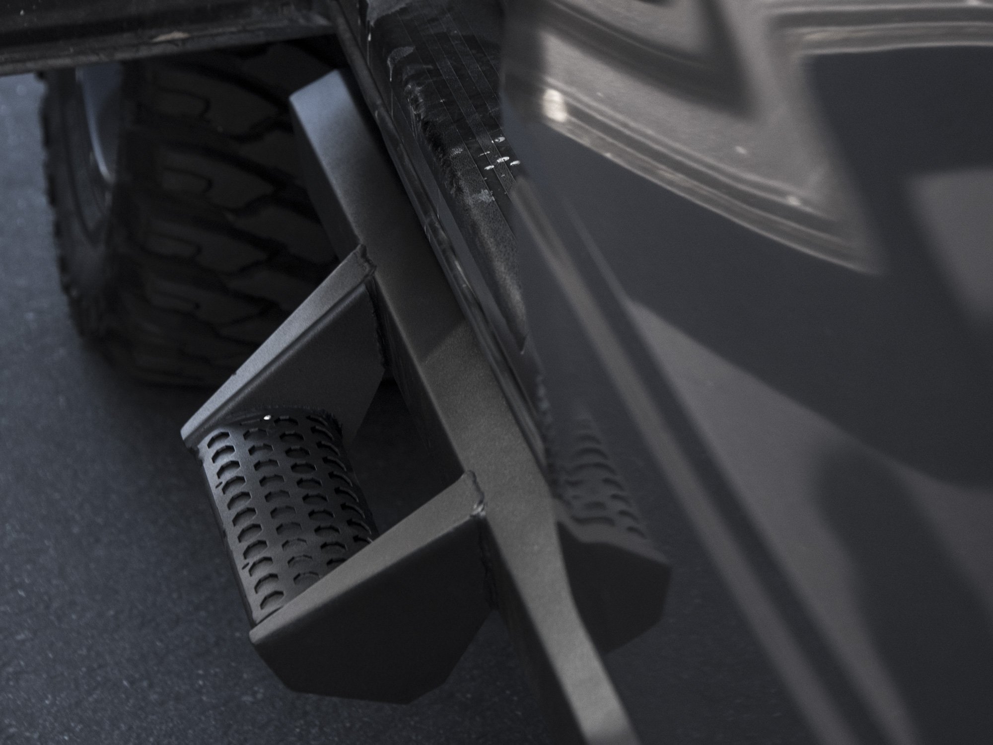 Armordillo USA 7170605 AR Series Drop Step Running Boards - Matte Black for 2015-2022 GMC Colorado Crew Cab | Heavy Duty Side Steps for Easy Truck Access & Off-Road Protection