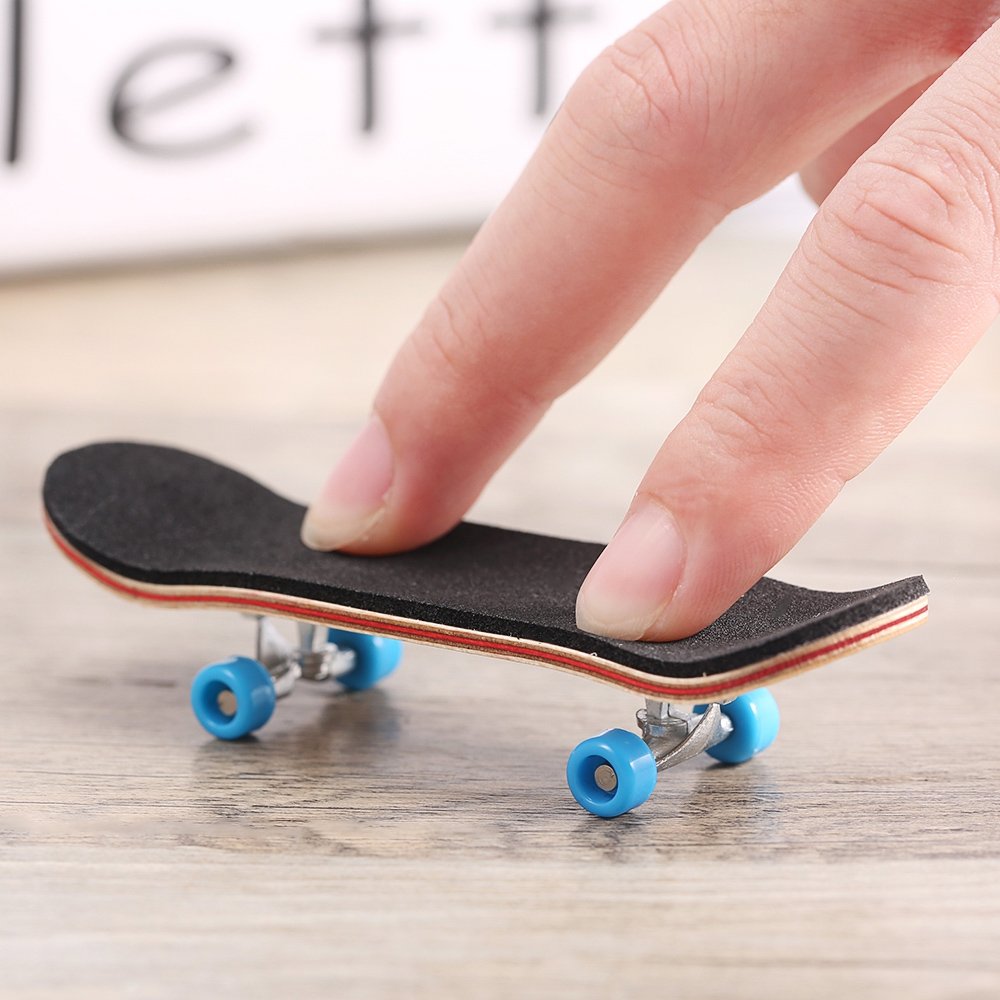 Mini Finger Skateboard - Wooden Fingerboard with Ball Bearings for Ultimate Sport Training & Tricks (Light Brown, 1 Pack) - Perfect for Office Stress Relief, Desk Toys & Skateboarding Practice