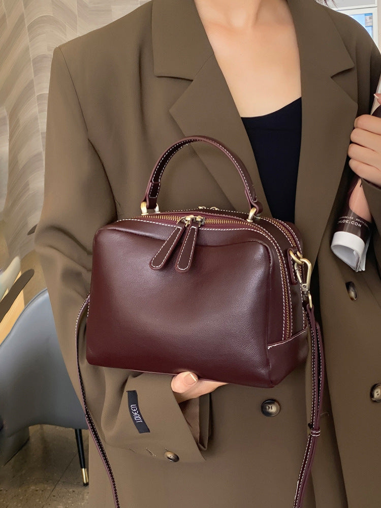 Stylish & Functional Leather Handbag for Women - Durable Crossbody Purse with Multiple Pockets - Perfect for Work, Travel & Everyday Use