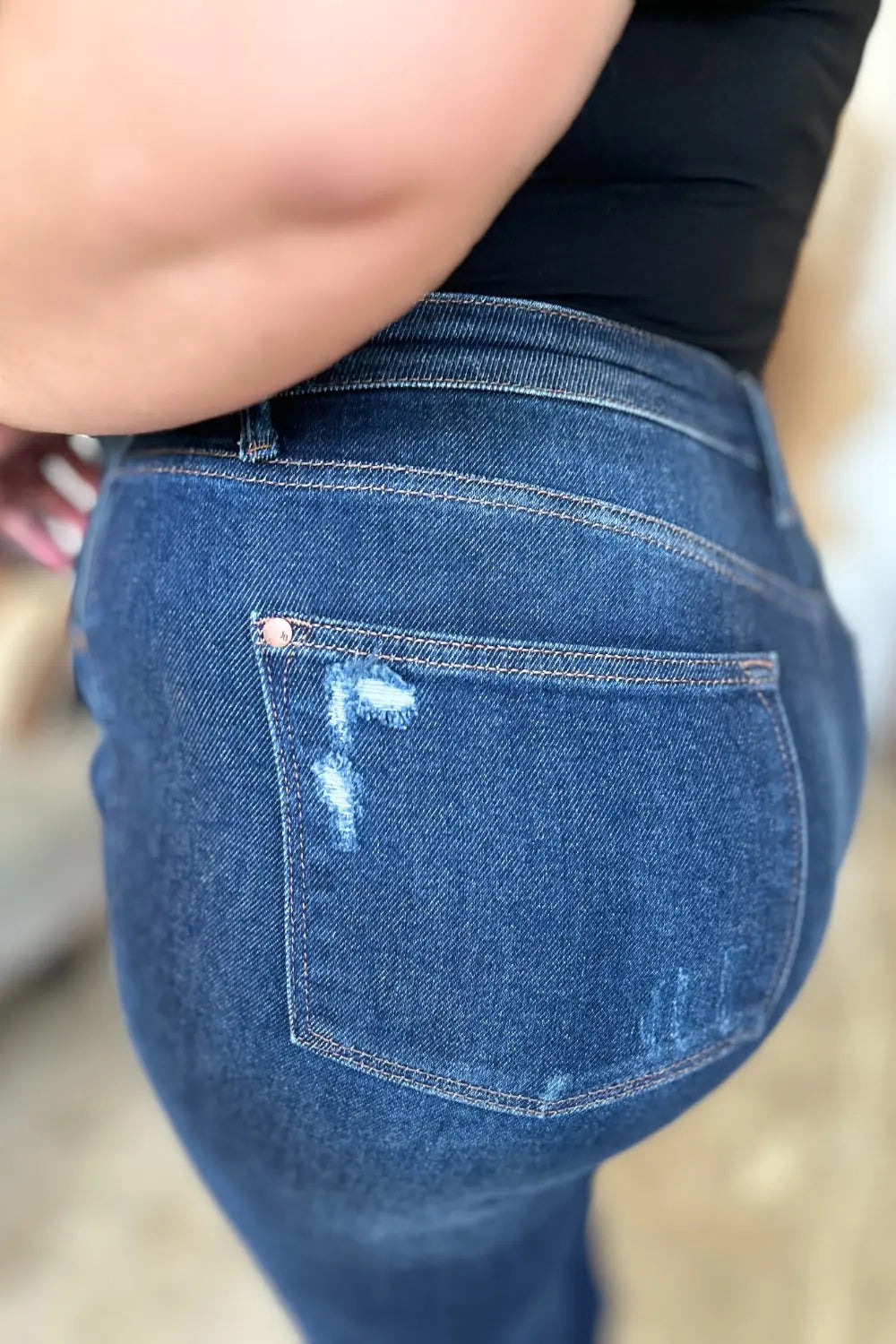 Judy Blue High Waist Rigid Magic Destroyed Straight Jeans for Women - Vintage Distressed Denim Pants with Comfort Stretch (Casual Wear, Street Style, Night Out)