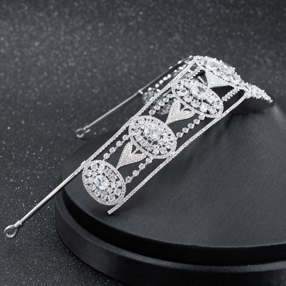 Royal Wedding Tiara Crown - Cubic Zirconia Bridal Diadem Headpiece CH10258 for Brides, Prom, Pageants & Special Occasions