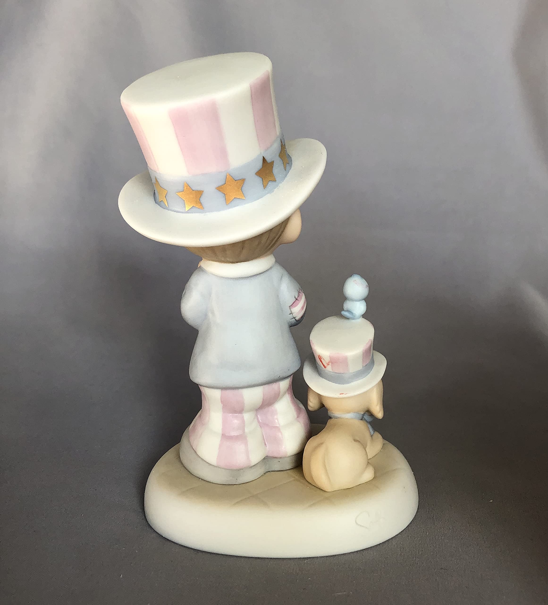 Precious Moments God Bless America Collectible Figurine - Patriotic Home Decor, Gift for Holidays & Special Occasions