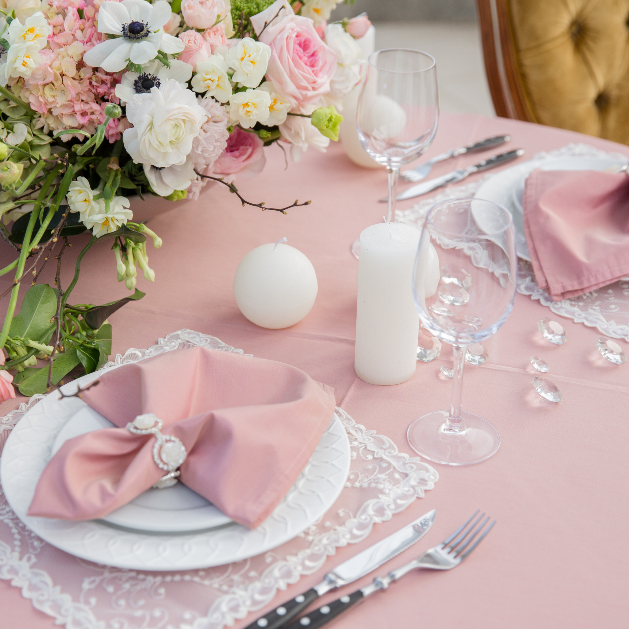 Premium Round Polyester Tablecloth 132