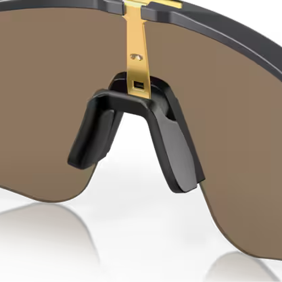 Oakley Sutro Lite Sweep Sunglasses Matte Carbon Frame with Prizm 24K Lens - Sporty Style for Cycling, Running & Outdoor Activities