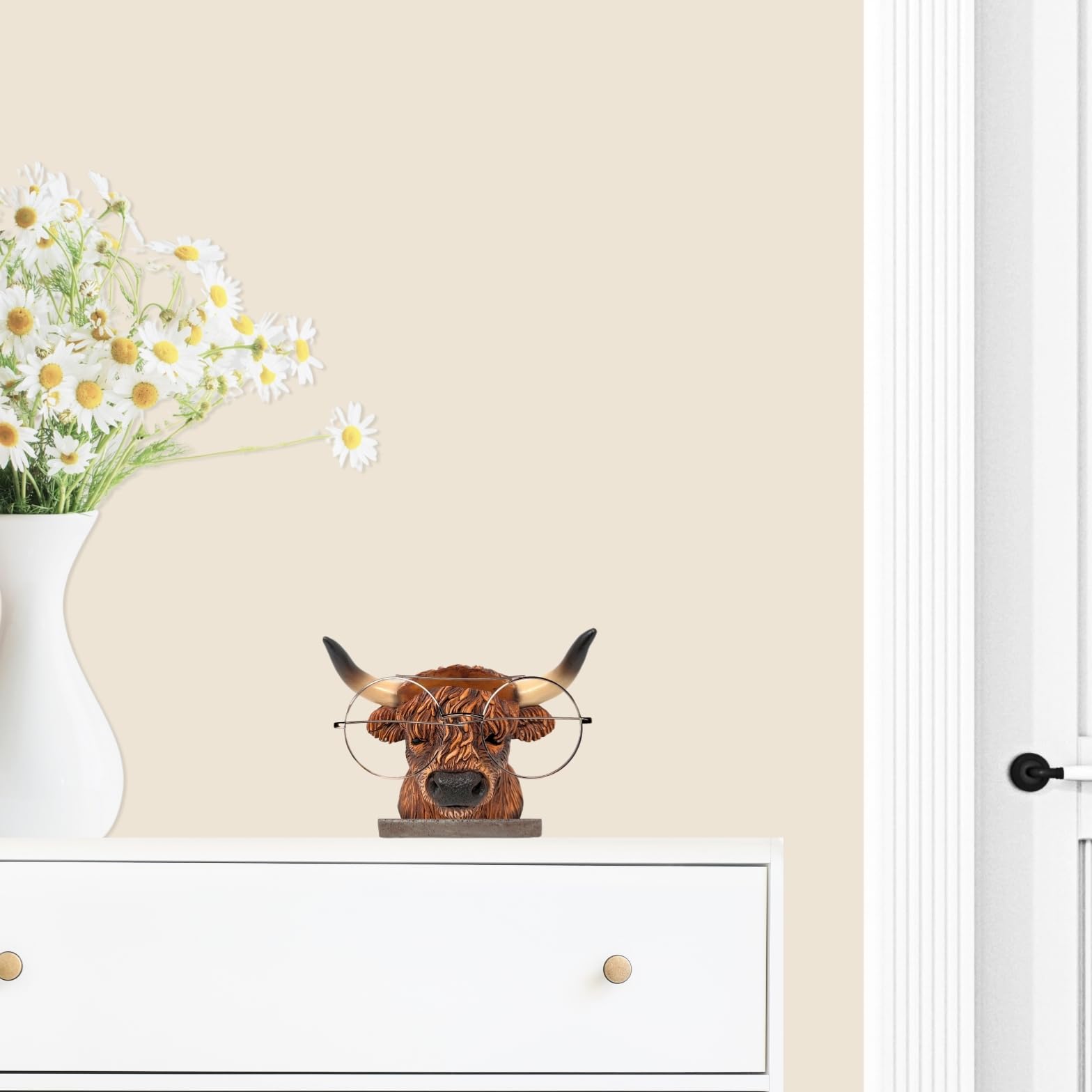 Highland Cow Eyeglasses Holder - Cute Resin Glasses Stand for Nightstand & Office Desk, Functional Eyewear Organizer for Home & Office Décor | Perfect Gift for Cow Lovers & Eyeglass Users