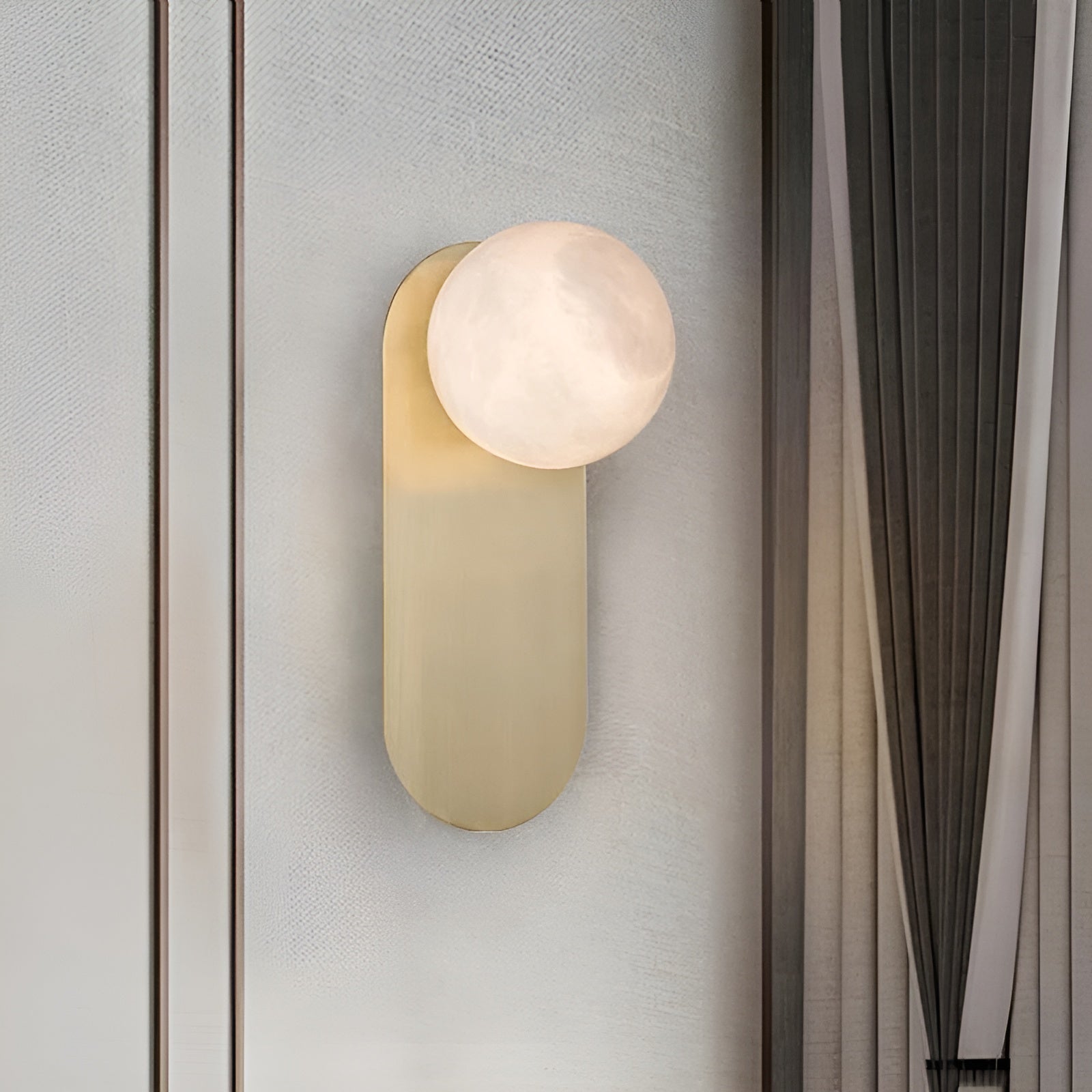 Adrion Alabaster Wall Light - Elegant Sconce for Bedroom, Living Room & Hallway Lighting | Dimmable LED Fixture for Home Decor