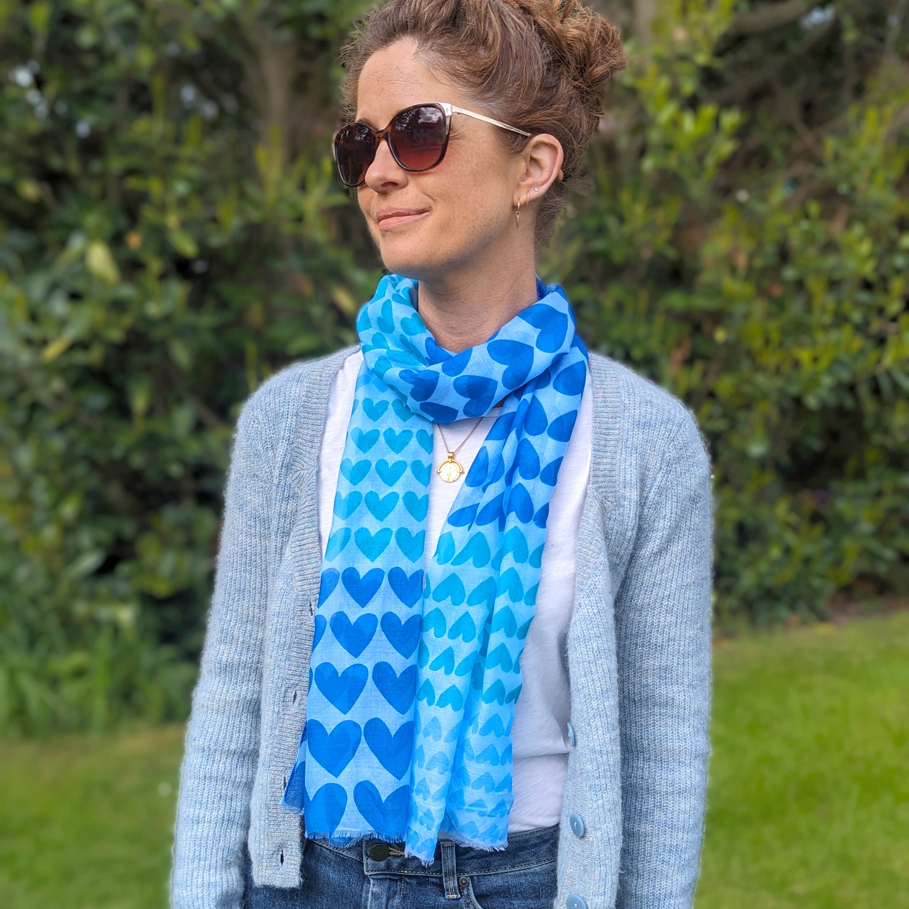 Gradient Heart Scarf Ocean Blue - Soft Winter Fashion Accessory (50x180cm) for Women, Perfect for Valentine's Day Gift & Cold Weather Outfits