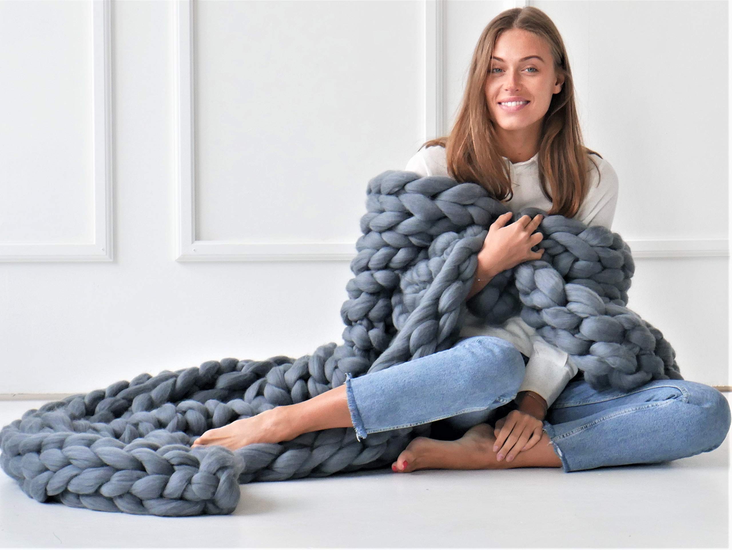 Woolexperts Chunky Knit Merino Wool Blanket - Extra Large Soft Throw Blanket for Couch, Bed & Winter Warmth - Cozy Home Decor Gift