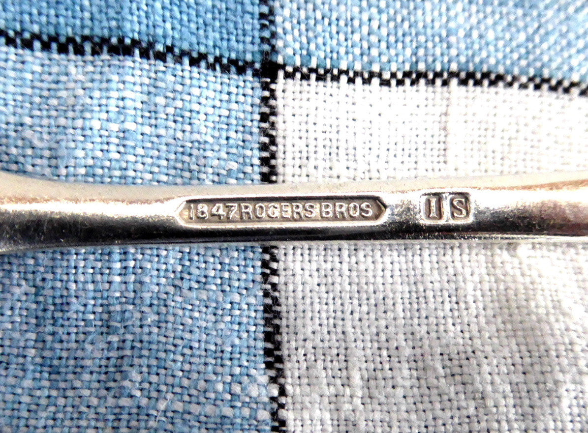 Vintage Rogers 1847 USA Sugar Spoon - Her Majesty Collection, 1930s International Silver - Perfect for Tea Parties, Coffee Service & Antique Collectors