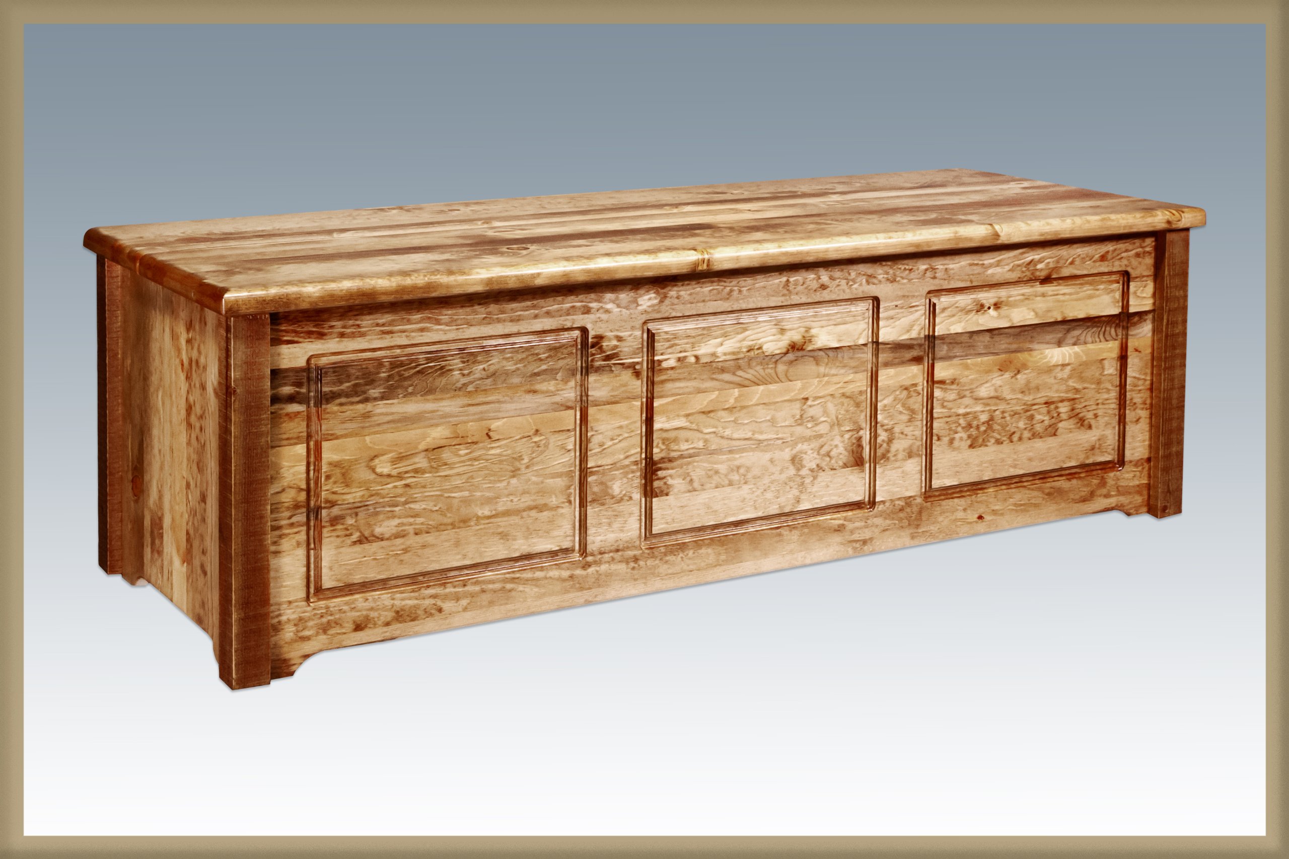 Montana Wooden Blanket Chest - Handcrafted Storage for Blankets, Throws & Linens - Perfect for Bedroom, Living Room & Nursery Organization
