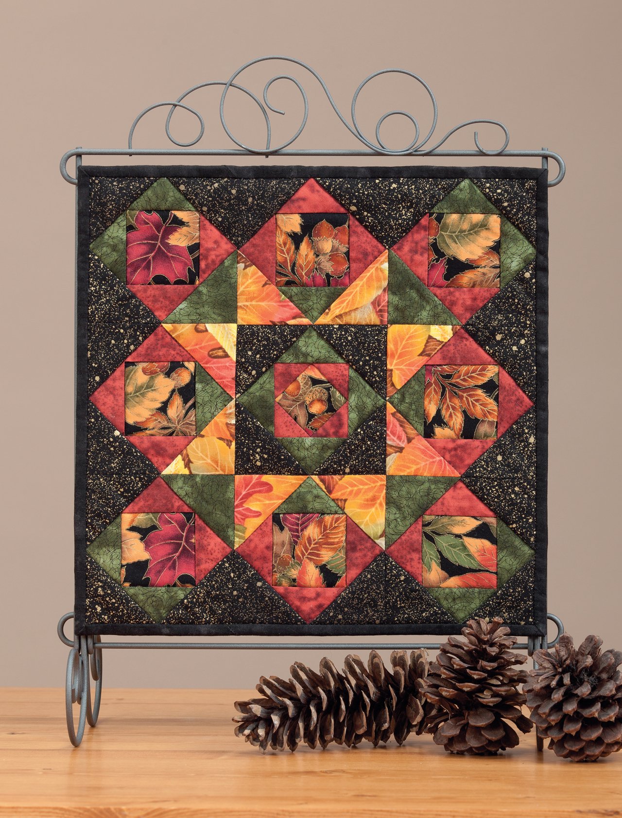 Little Gems: 15 Paper-Pieced Miniature Quilts - Perfect for DIY Home Decor, Wall Art & Gift Ideas | Handmade Quilting Projects for Beginners & Experts