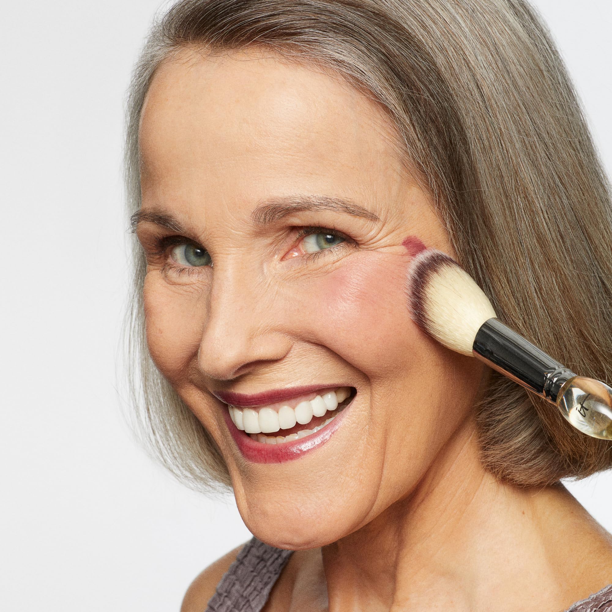 Heavenly Luxe Blush Brush #4 - Angled for Cheeks, Liquid & Powder - Perfect for Makeup Lovers