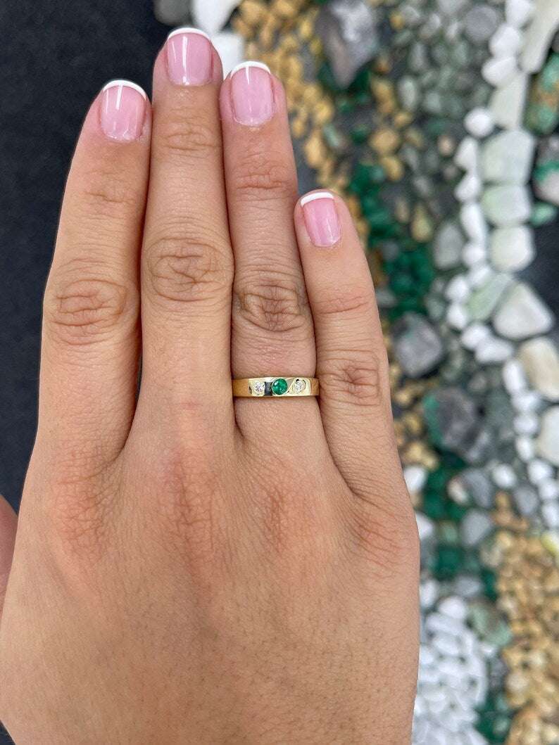 0.32tcw Medium Dark Green Round Cut Emerald & Diamond Three Stone Band 14K Gold Ring for Women - Elegant Anniversary, Engagement, or Wedding Jewelry Gift