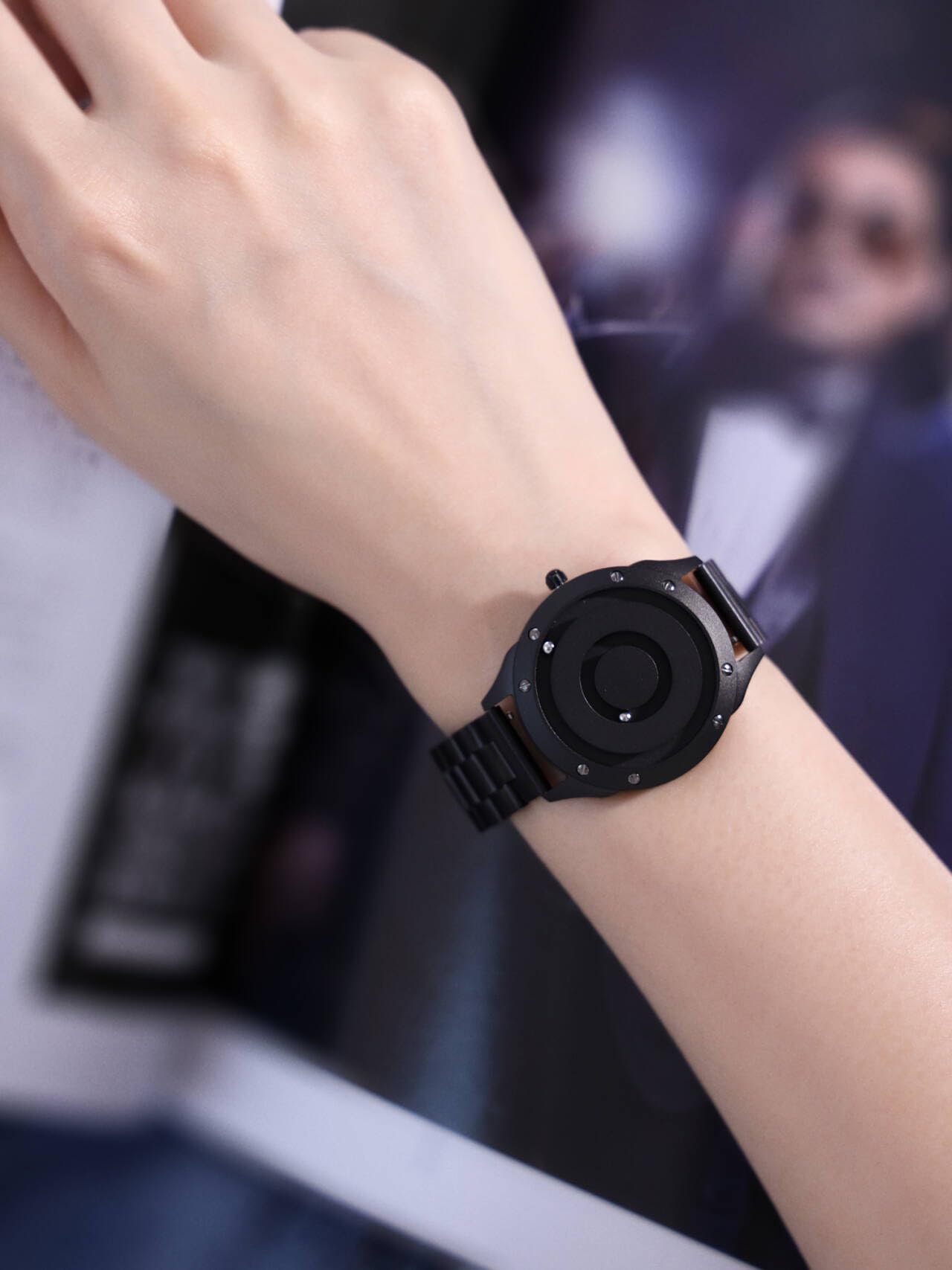 EUTOUR Magnetic Sports Watch for Men - No Glass Ball Bearing Quartz Wristwatch with Stainless Steel Strap - Perfect for Running, Gym & Outdoor Activities