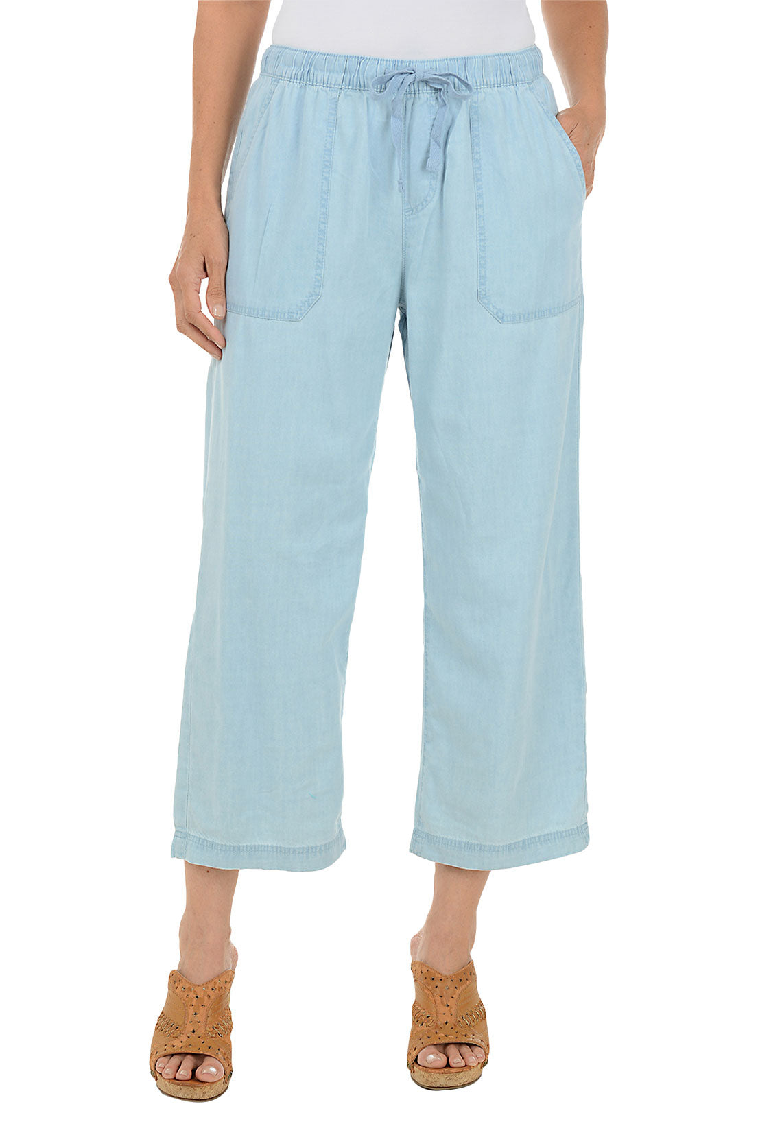 LIGHT WASH DENIM