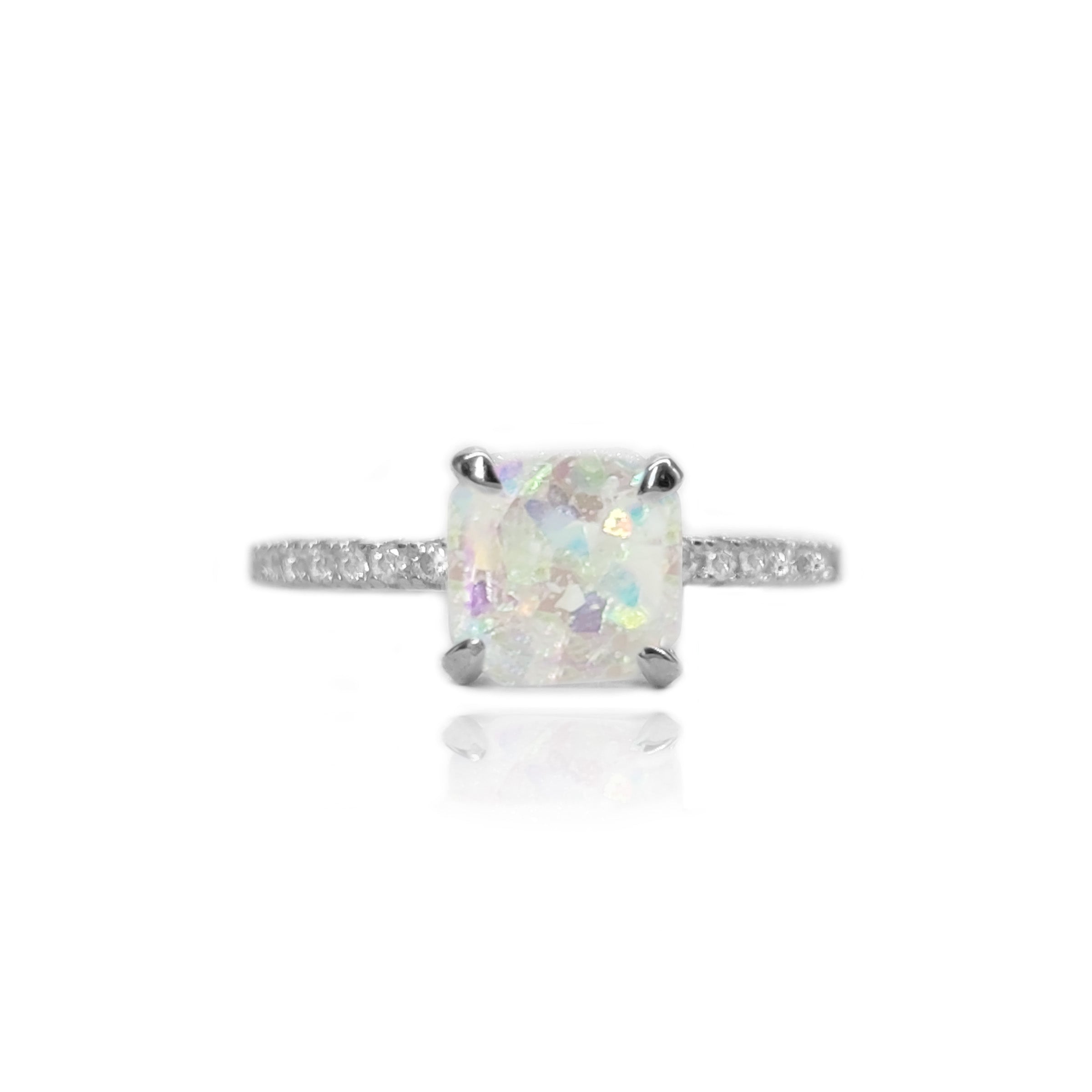 Pristine: Ashes Ring - Elegant Memorial Jewelry for Loved Ones | Perfect for Remembrance, Sympathy Gifts & Special Occasions
