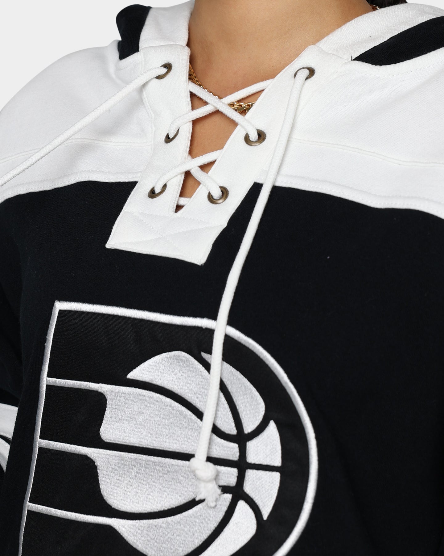 47 Brand Indiana Pacers Superior Lacer Hoodie for Men - Jet Black NBA Fan Apparel for Basketball Games & Casual Wear