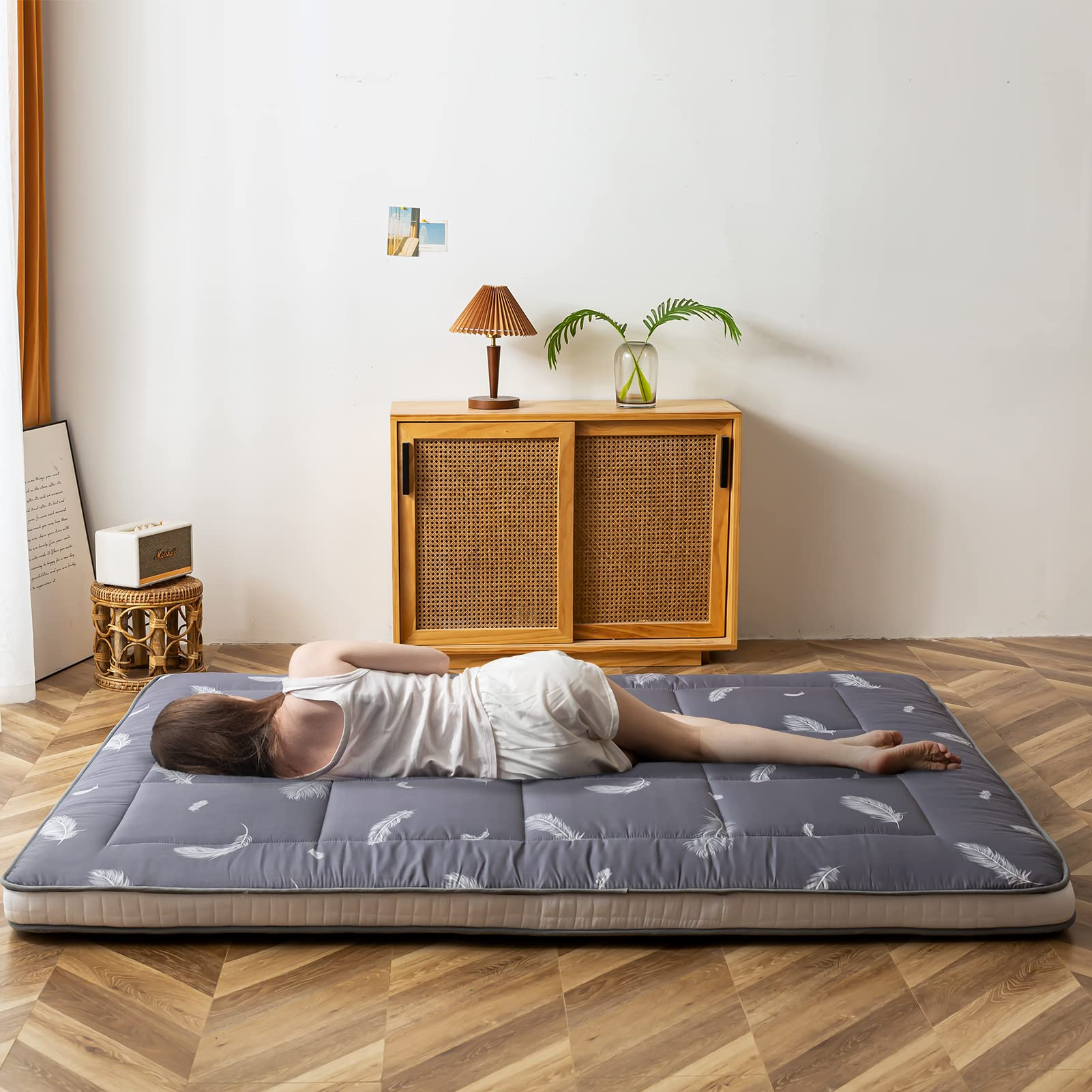MAXYOYO Extra Thick Padded Japanese Floor Mattress - Foldable Camping & Portable Shikibuton Bed Mattress Topper | Perfect for Guest Beds, Dorm Rooms & Outdoor Adventures