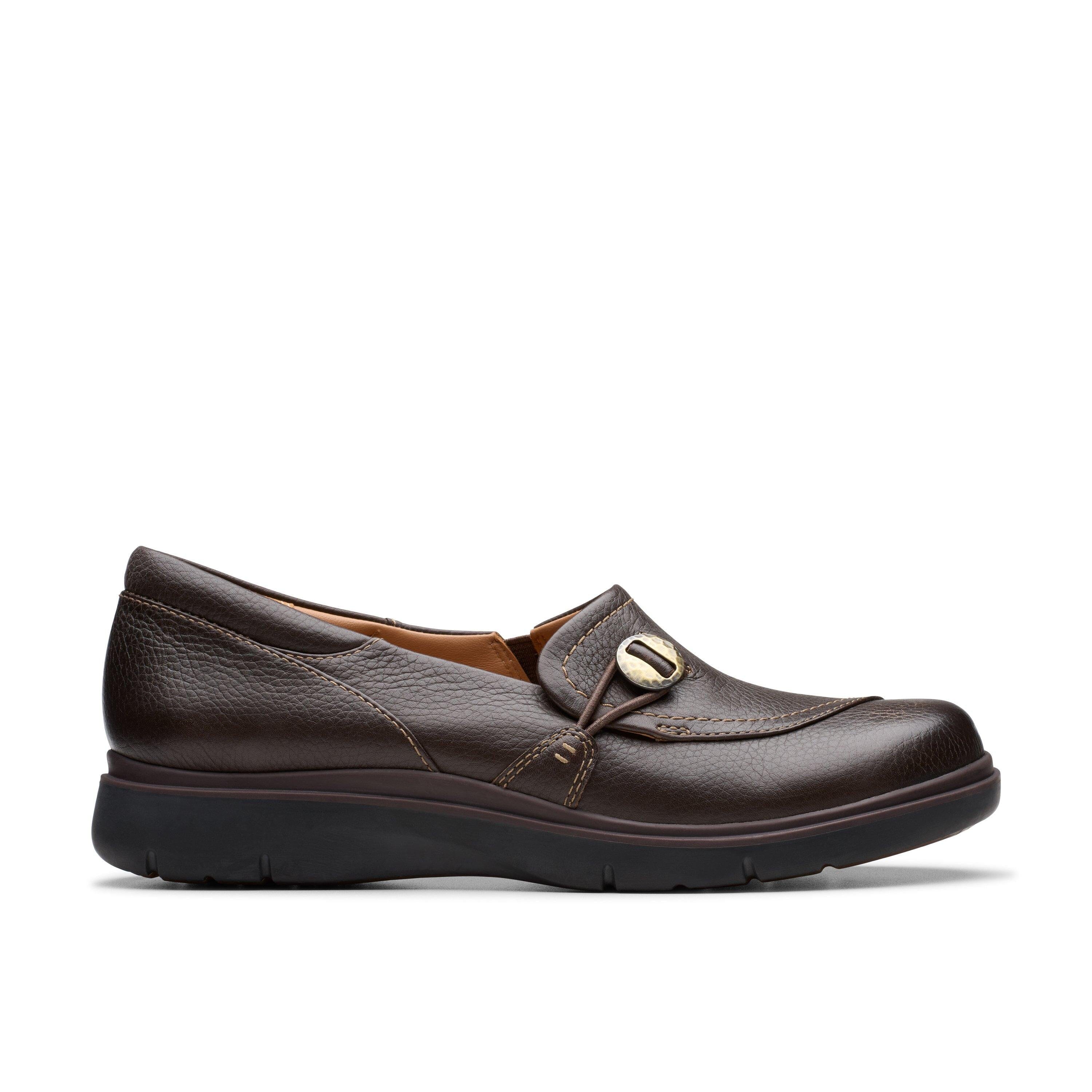 CLARKS Certina Ease Women's Comfortable Slip-On Shoes - Medium & Wide Width Options for All-Day Wear - Perfect for Work, Travel & Casual Outings