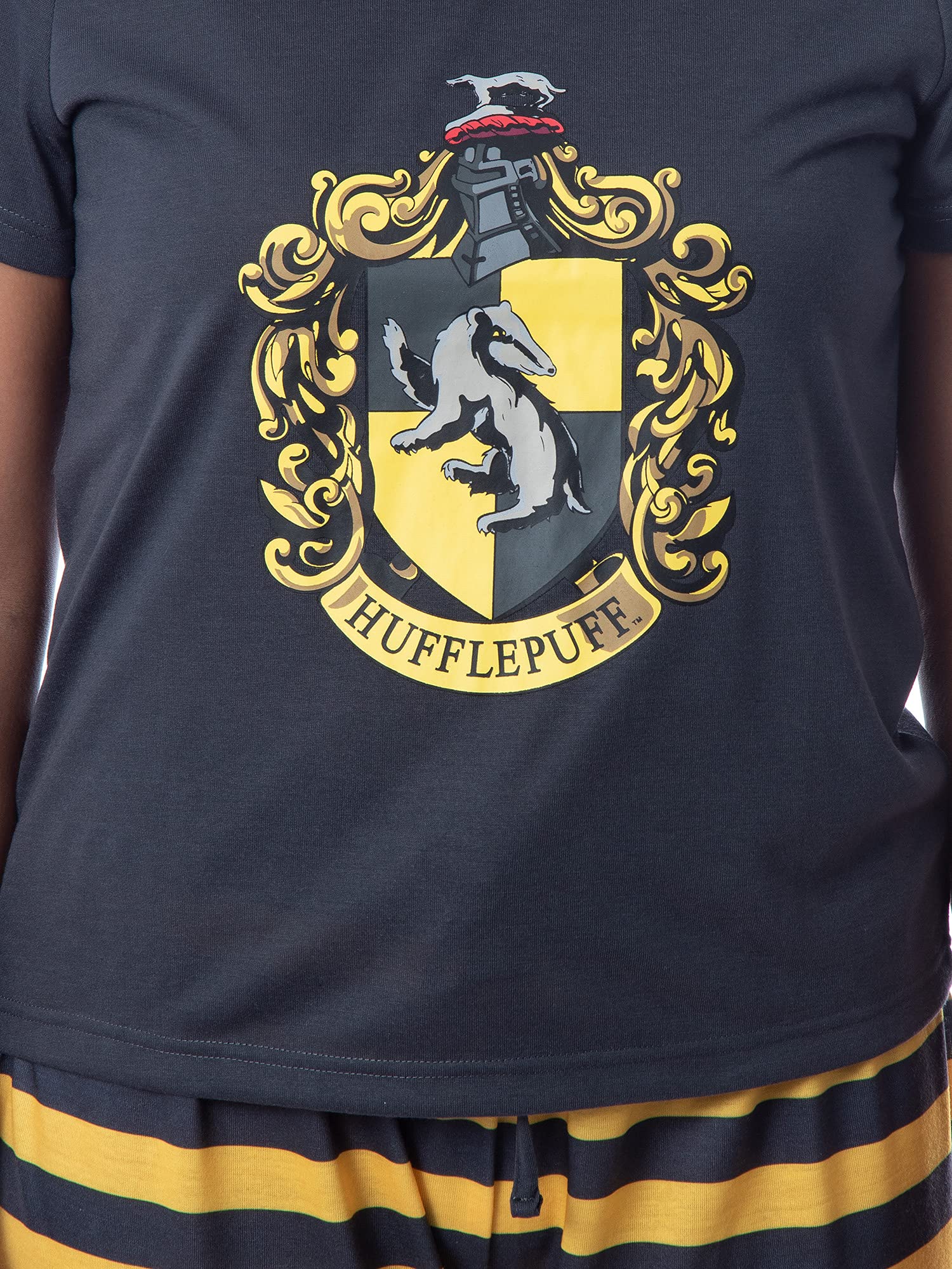 Harry Potter Women's Hogwarts House Crest Jogger Pajama Set - Gryffindor, Slytherin, Hufflepuff & Ravenclaw - Cozy Lounge Pants & Top for Movie Nights, Sleepovers & Wizarding World Fans