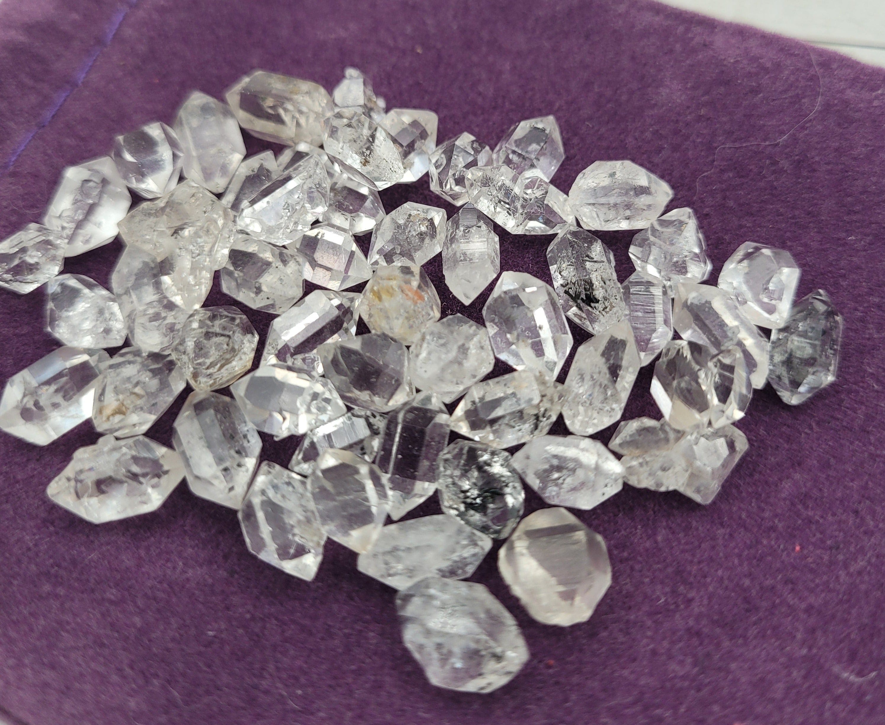 Premium A-Grade Herkimer Diamonds (Medium Size) - Natural Quartz Crystals for Jewelry Making, Healing, and Meditation - Perfect for Necklaces, Rings, and Spiritual Decor