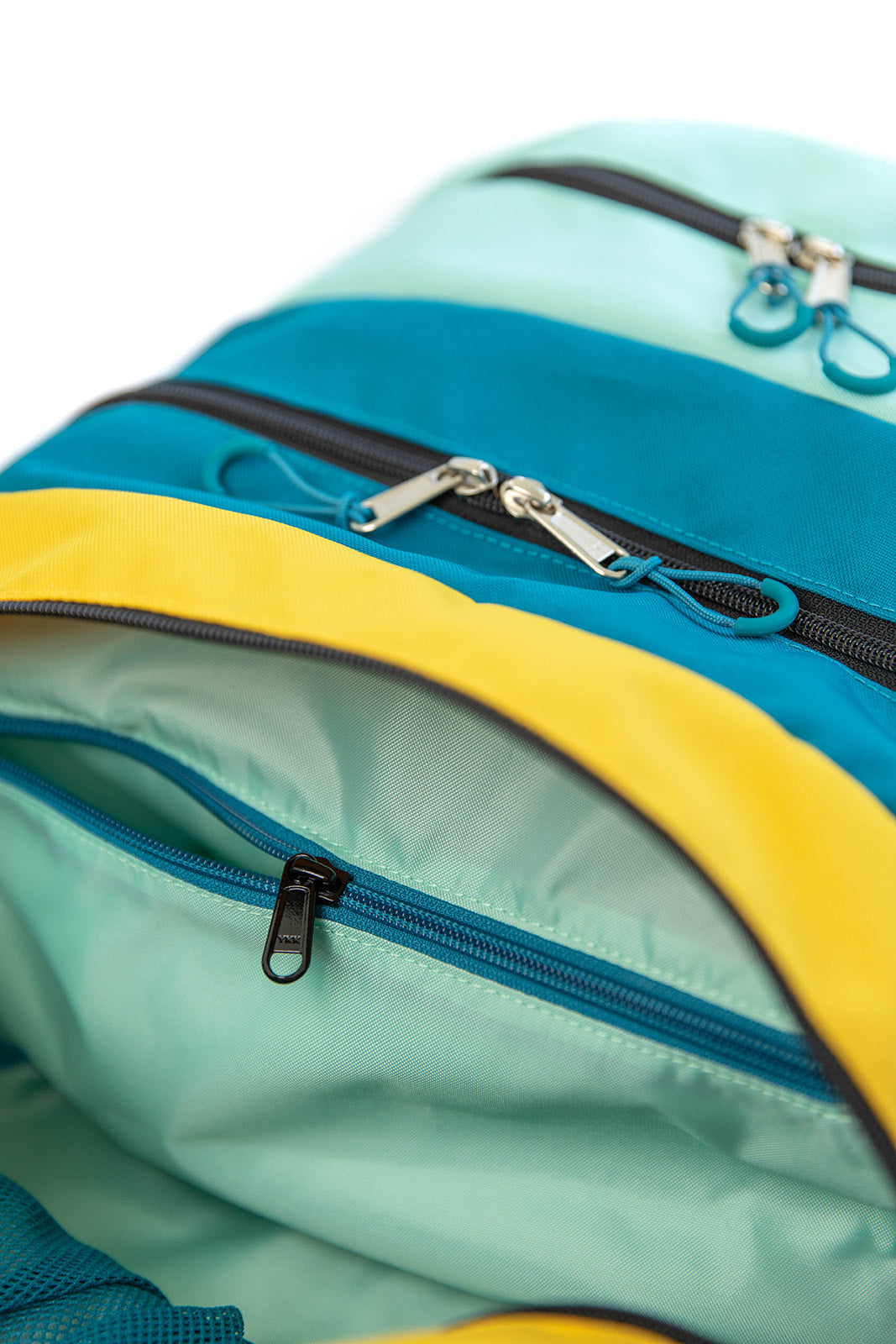 30L Tiny Washable Duffel Bag - Lightweight Travel Duffle for Gym, Sports, Weekend Trips & Outdoor Adventures | Water-Resistant & Machine Washable