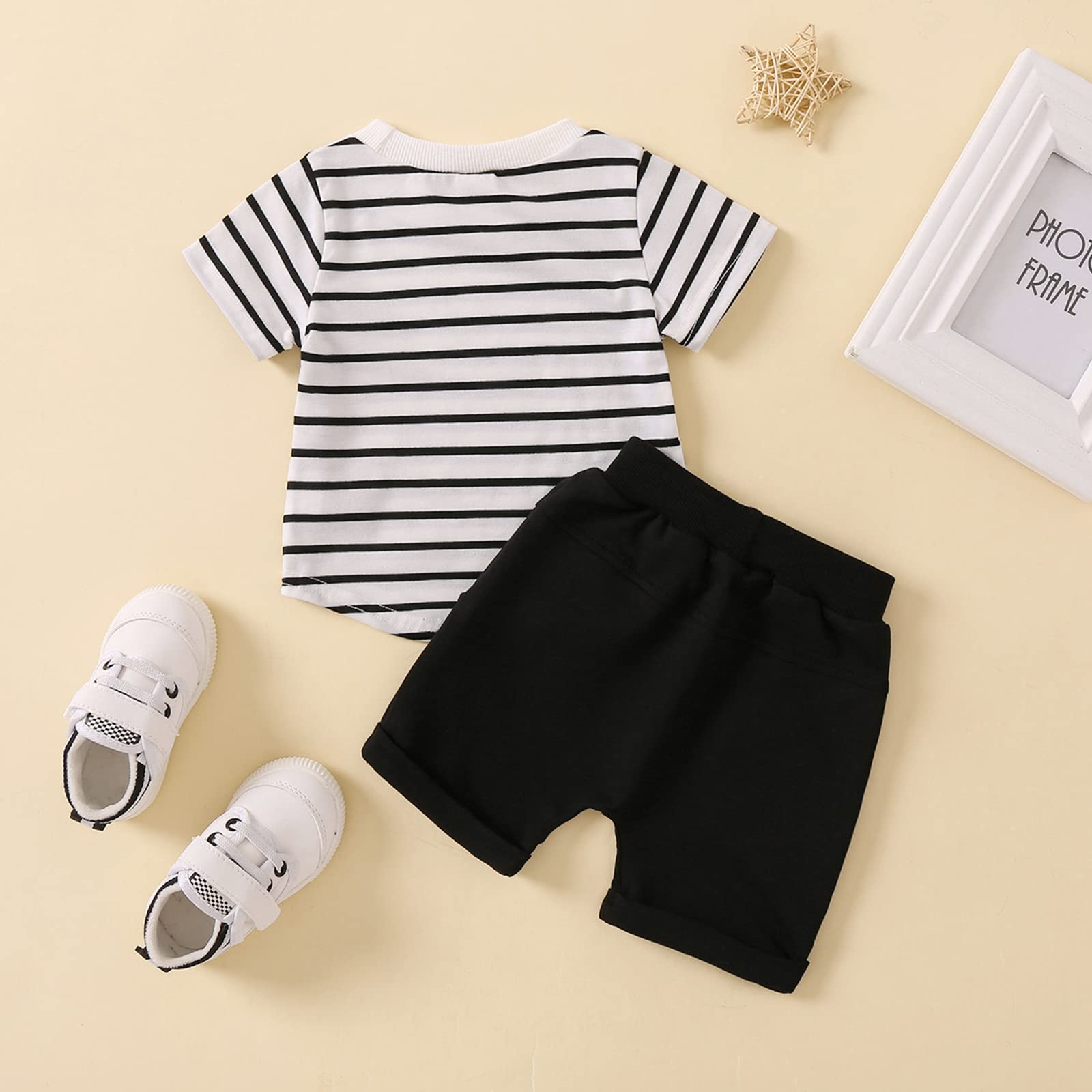 **Boys' Summer Outfit Set - Short Sleeve T-Shirt & Shorts for Toddlers | Comfortable & Stylish Playwear for Outdoor Activities**