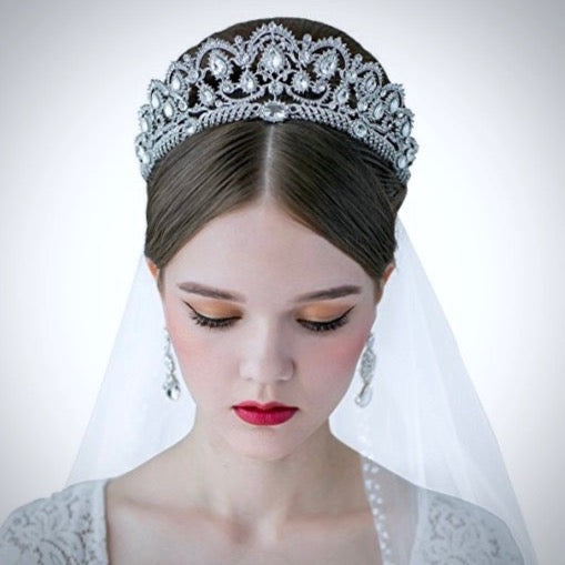 Chrysta Rhinestone Bridal Tiara - Silver, Rose Gold & Yellow Gold Wedding Crown for Bride | Perfect for Bridal Showers, Weddings & Special Occasions