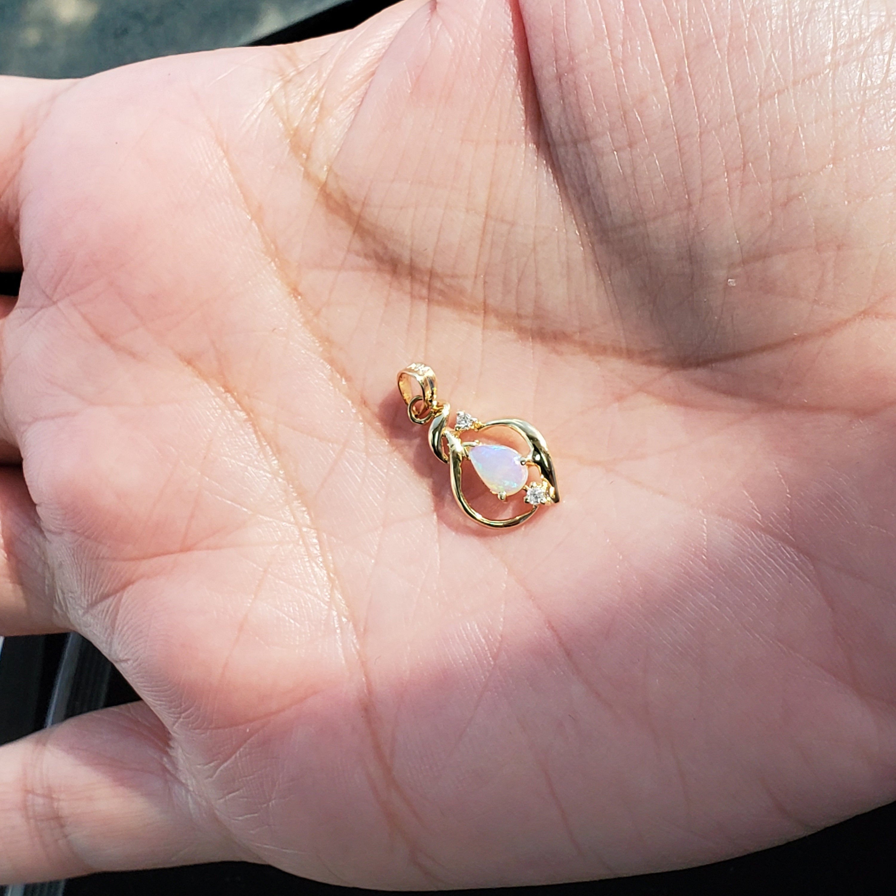 Pear Shaped Opal Necklace - Elegant Dainty Opal Jewelry for Women | Perfect for Weddings, Anniversaries & Special Occasions