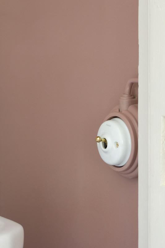 Stylish Rocker Light Switch - White Porcelain/Brass Finish for Modern Home & Office Decor
