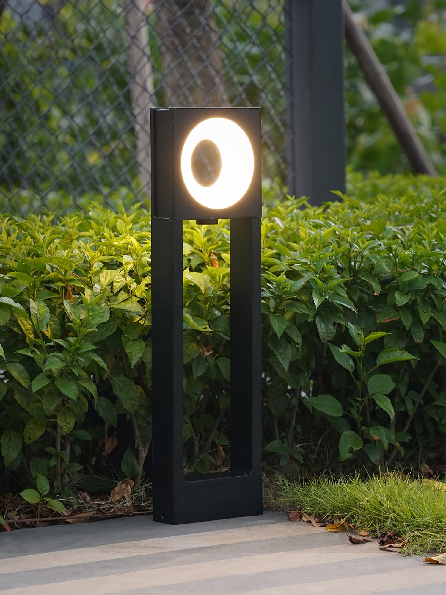 Solar Powered Outdoor Garden Lights - Waterproof LED Landscape Lighting for Yard, Pathway, Patio & Backyard Decor - Ideal for Garden, Lawn, Walkway & Outdoor Decoration