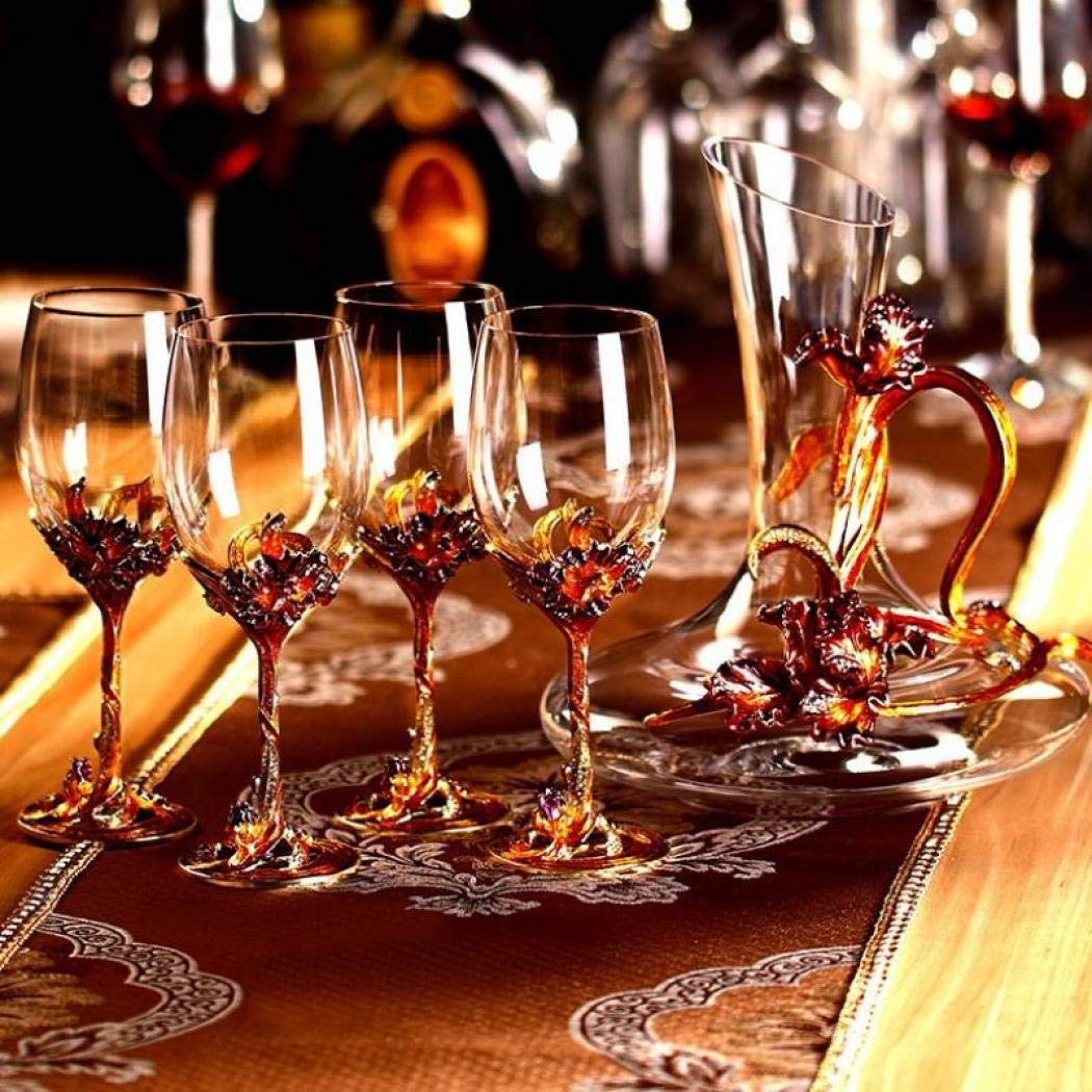 Elegant Crystal Wine Glasses Set of 2 - Gold Floral Champagne Goblets for Red Wine & Sparkling Drinks, Perfect for Weddings, Dinner Parties & Romantic Gifts (Includes Gift Box)